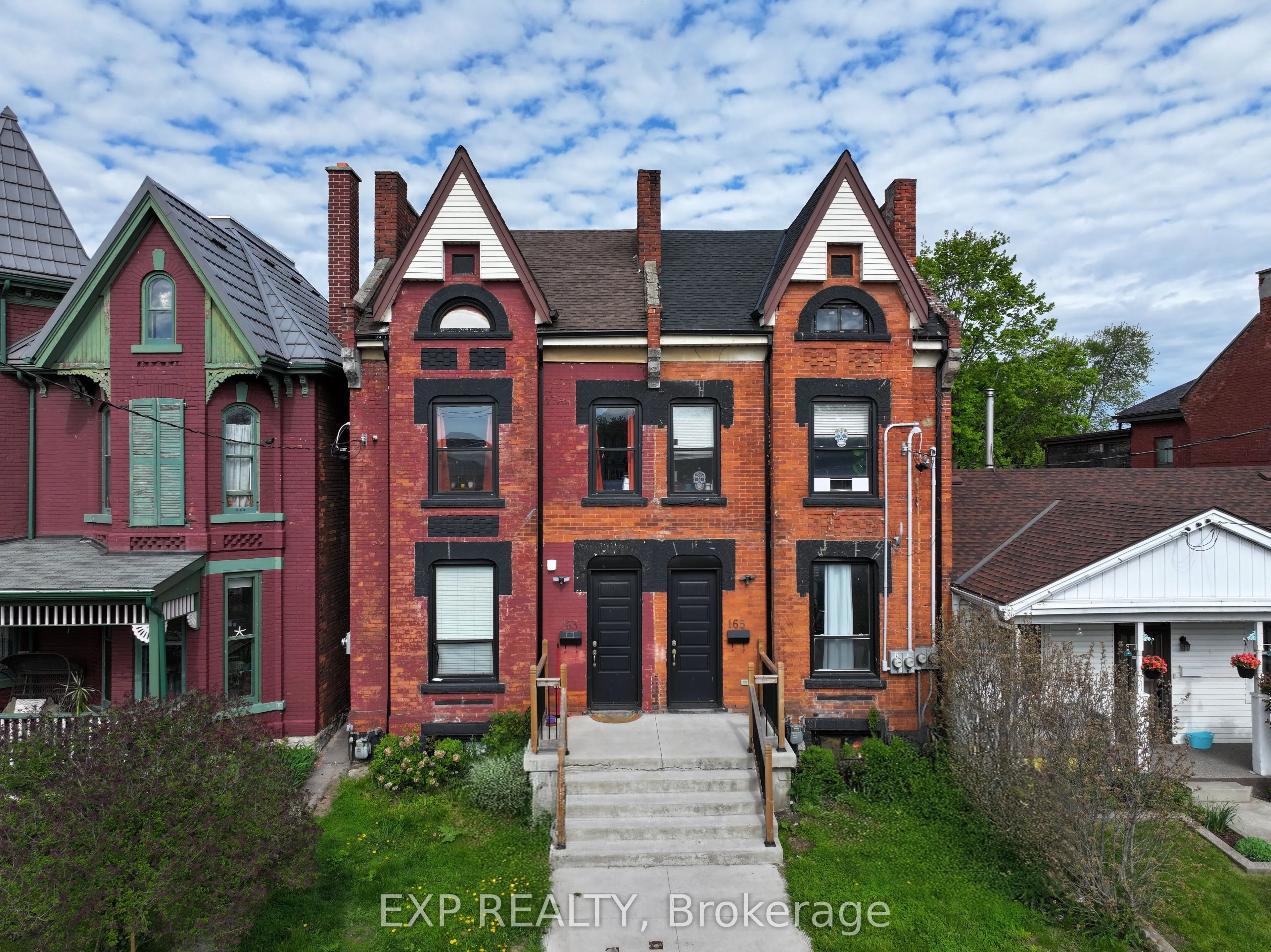 163 Emerald Street N
