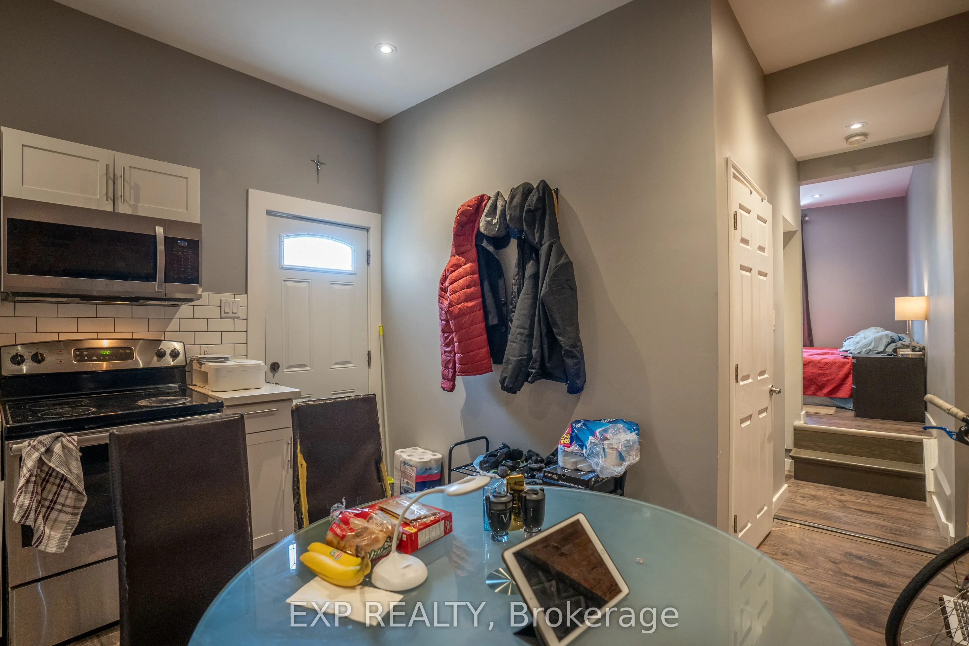 163 Emerald Street N