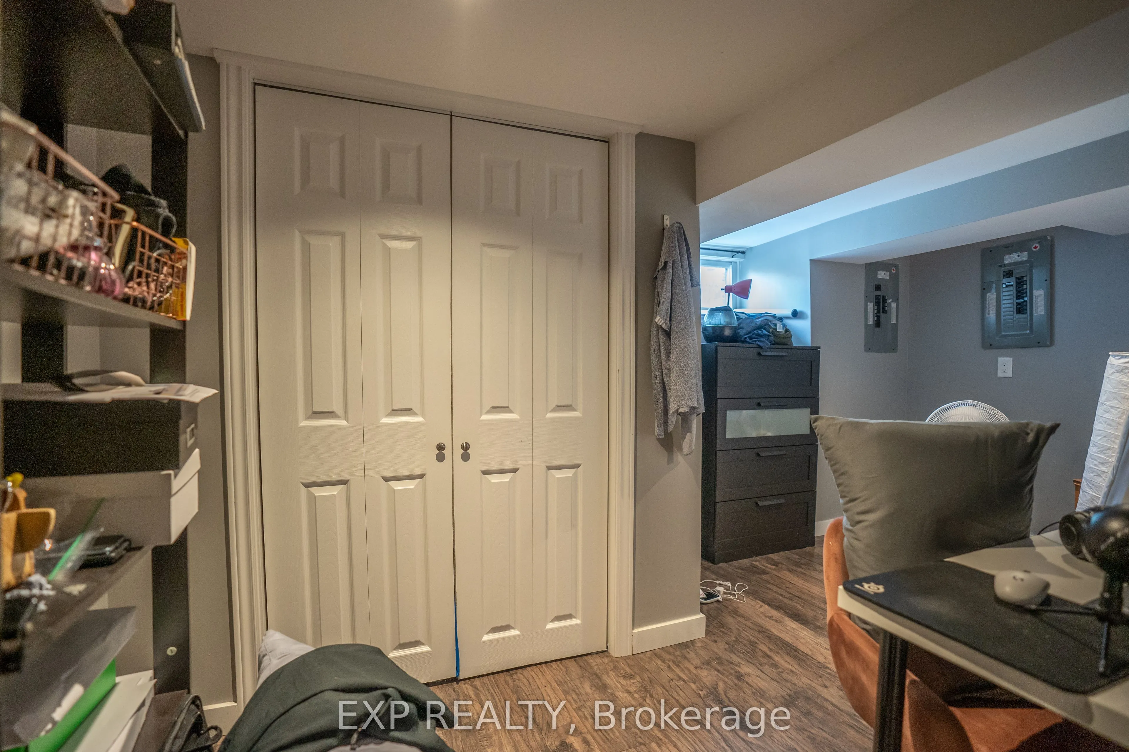 163 Emerald Street N