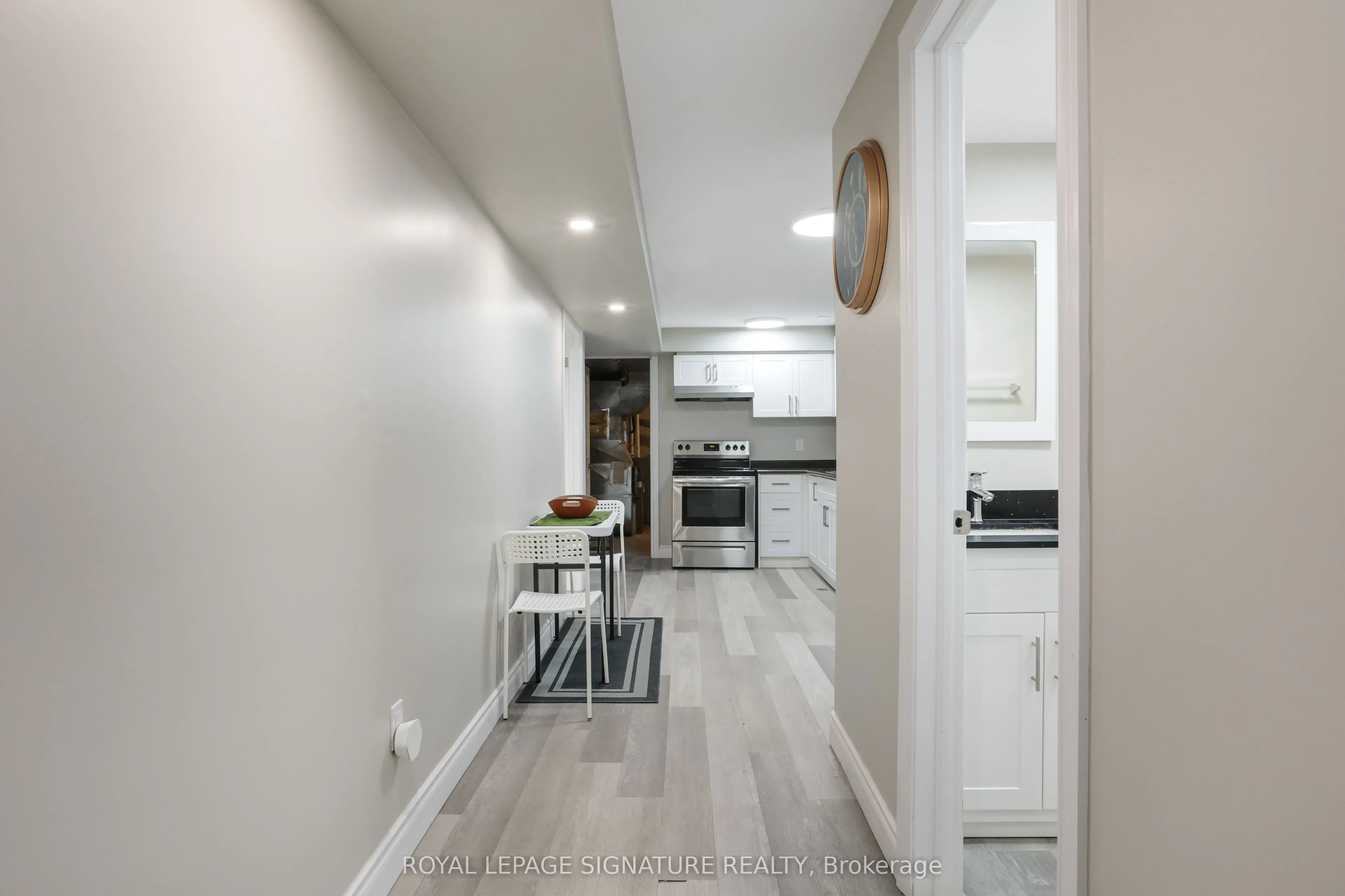 1506 Queen's Boulevard