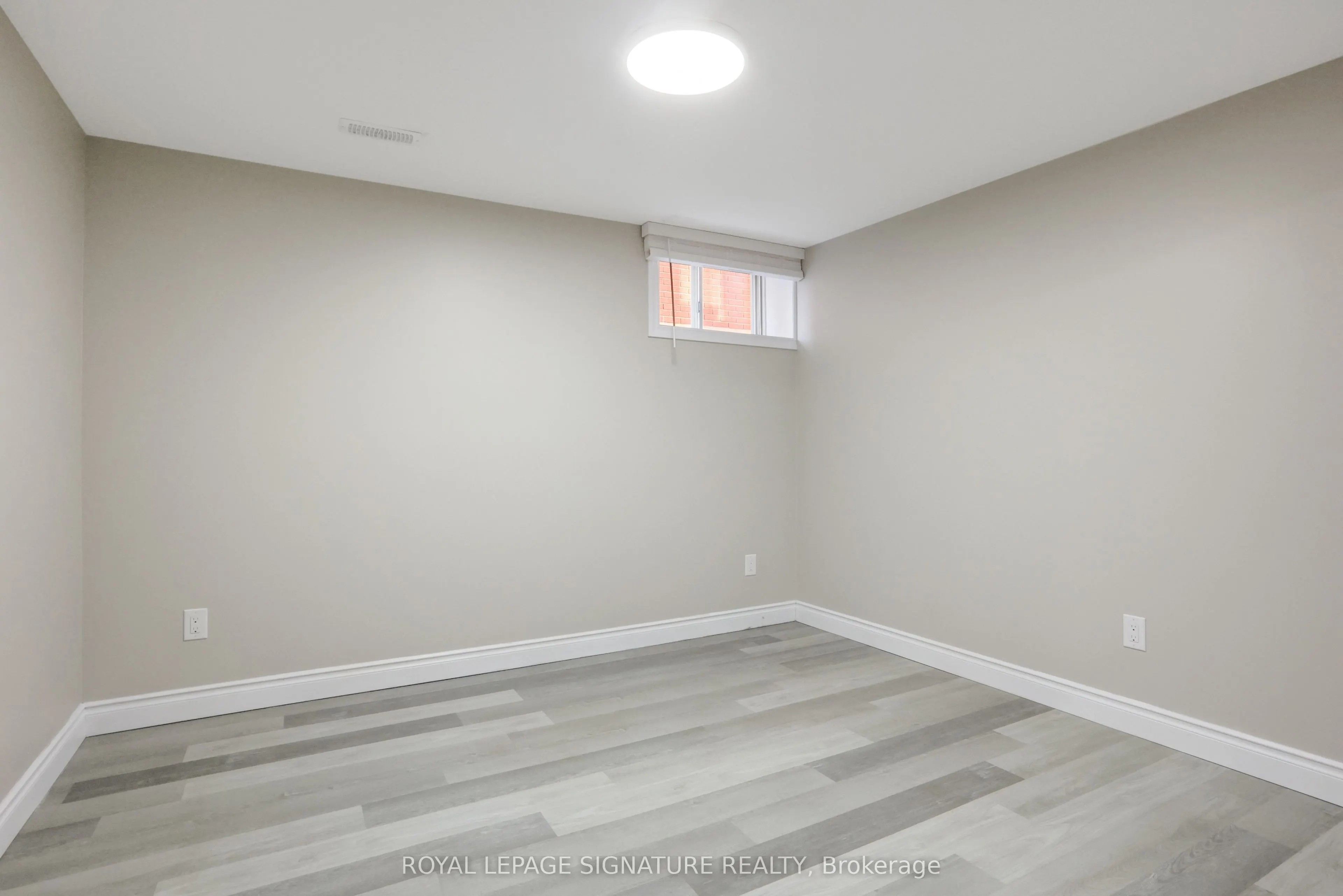 1506 Queen's Boulevard