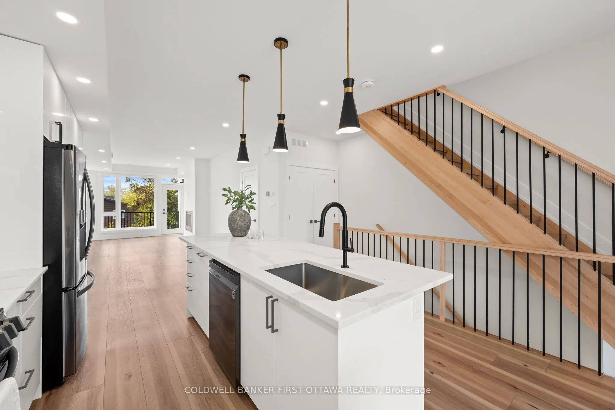 238 Lebreton Street N, #C