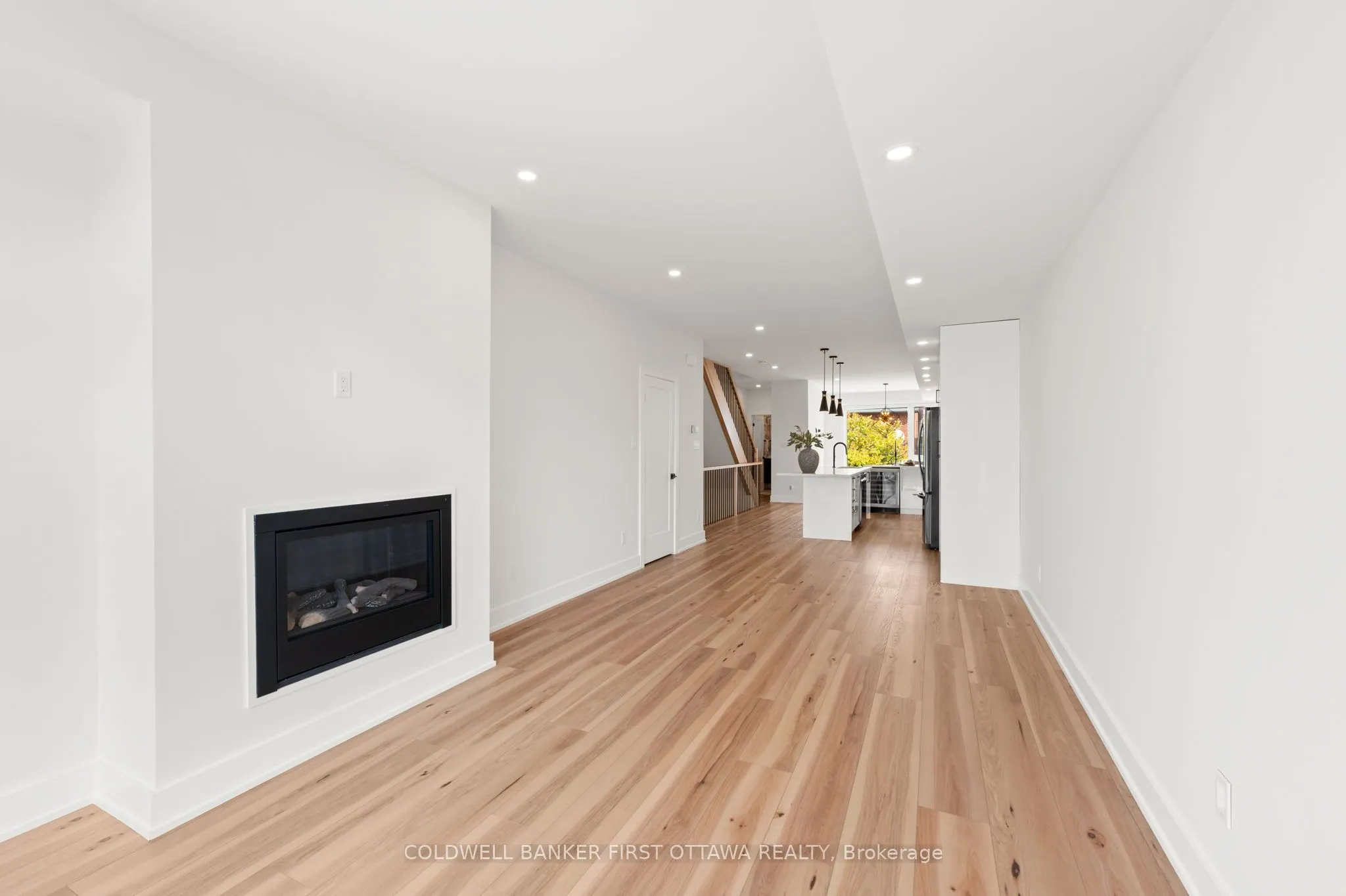 238 Lebreton Street N, #C
