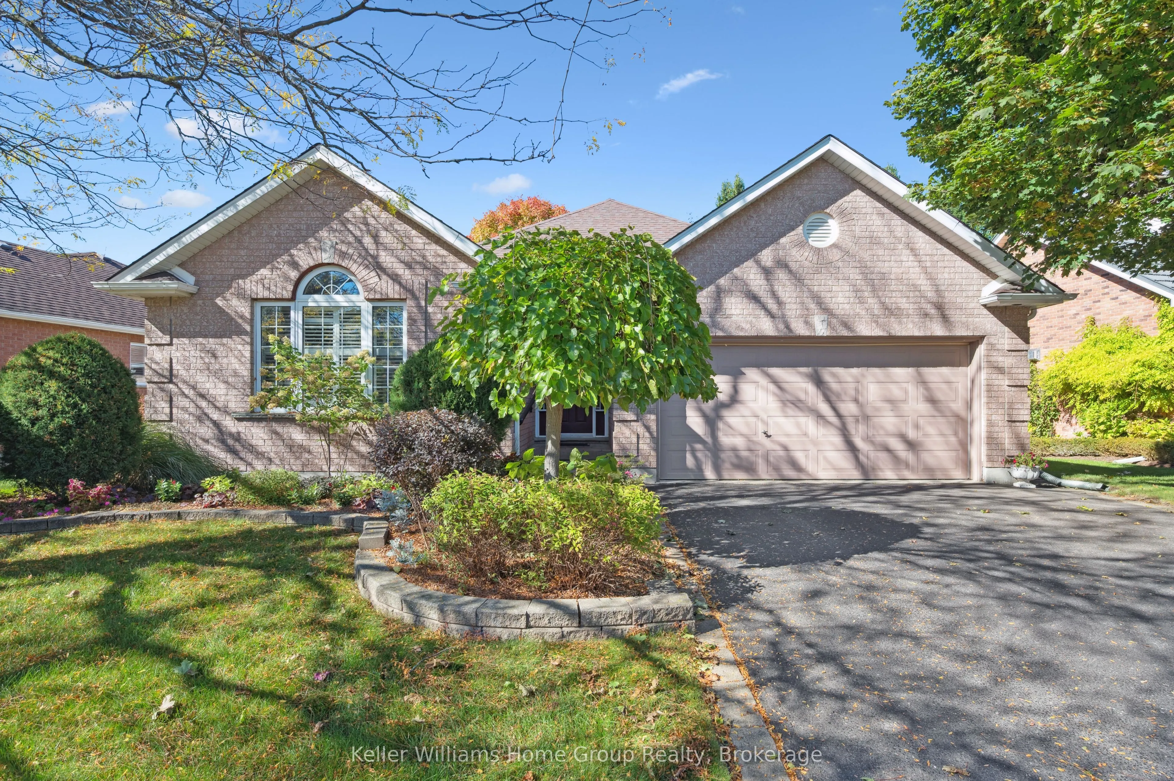 66 Kortright Road E
