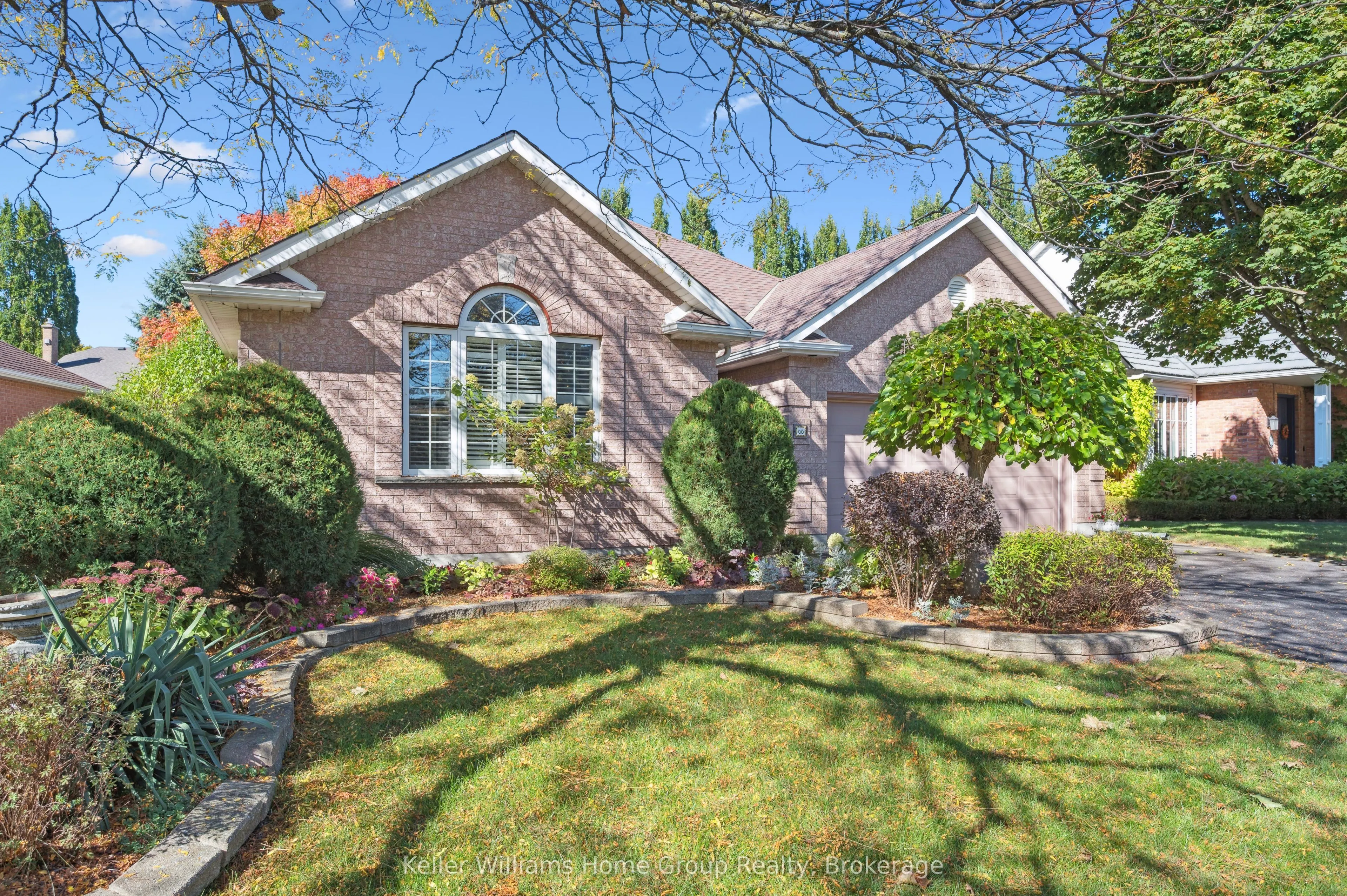 66 Kortright Road E