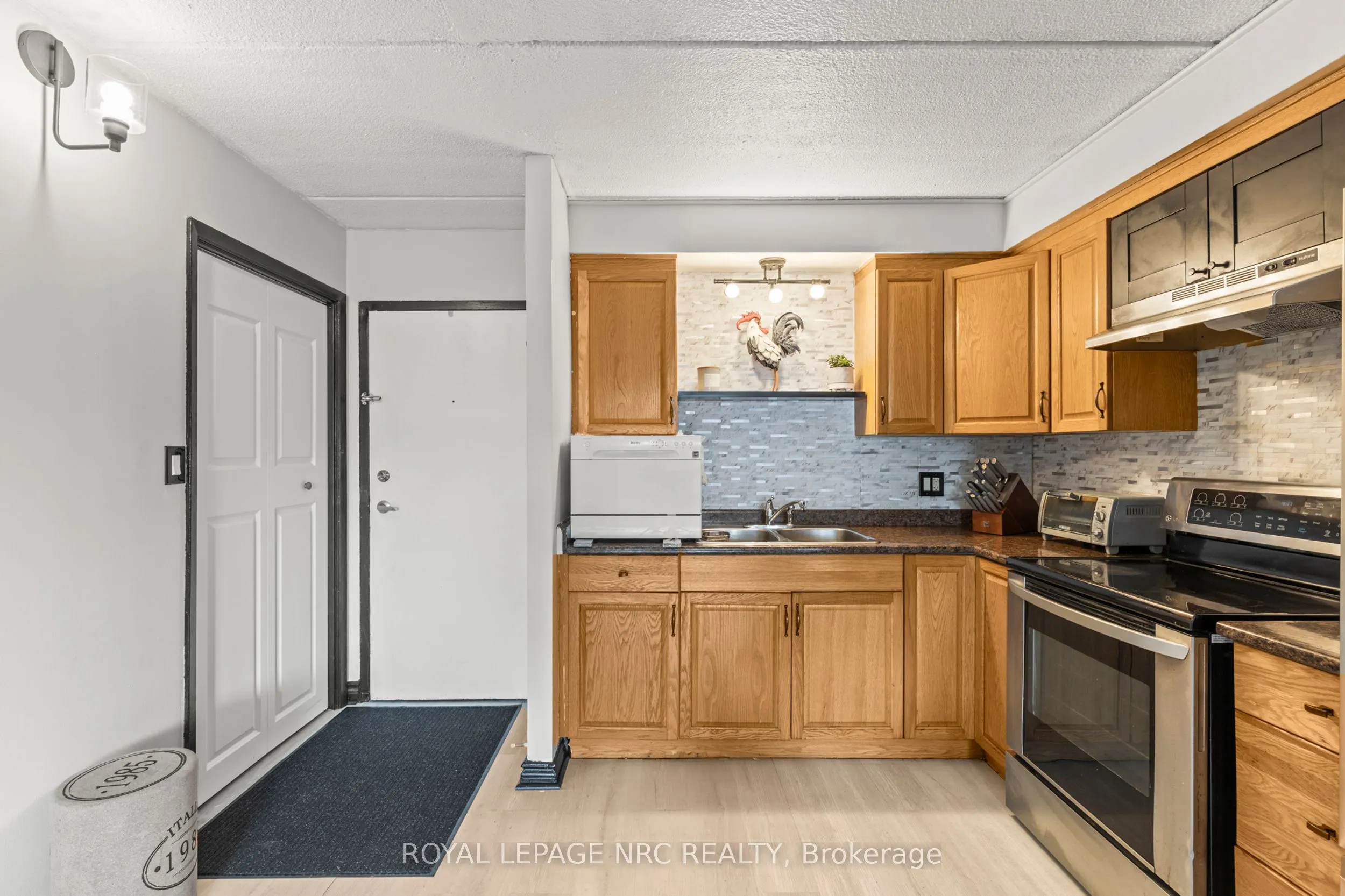41 Rykert Street, #215