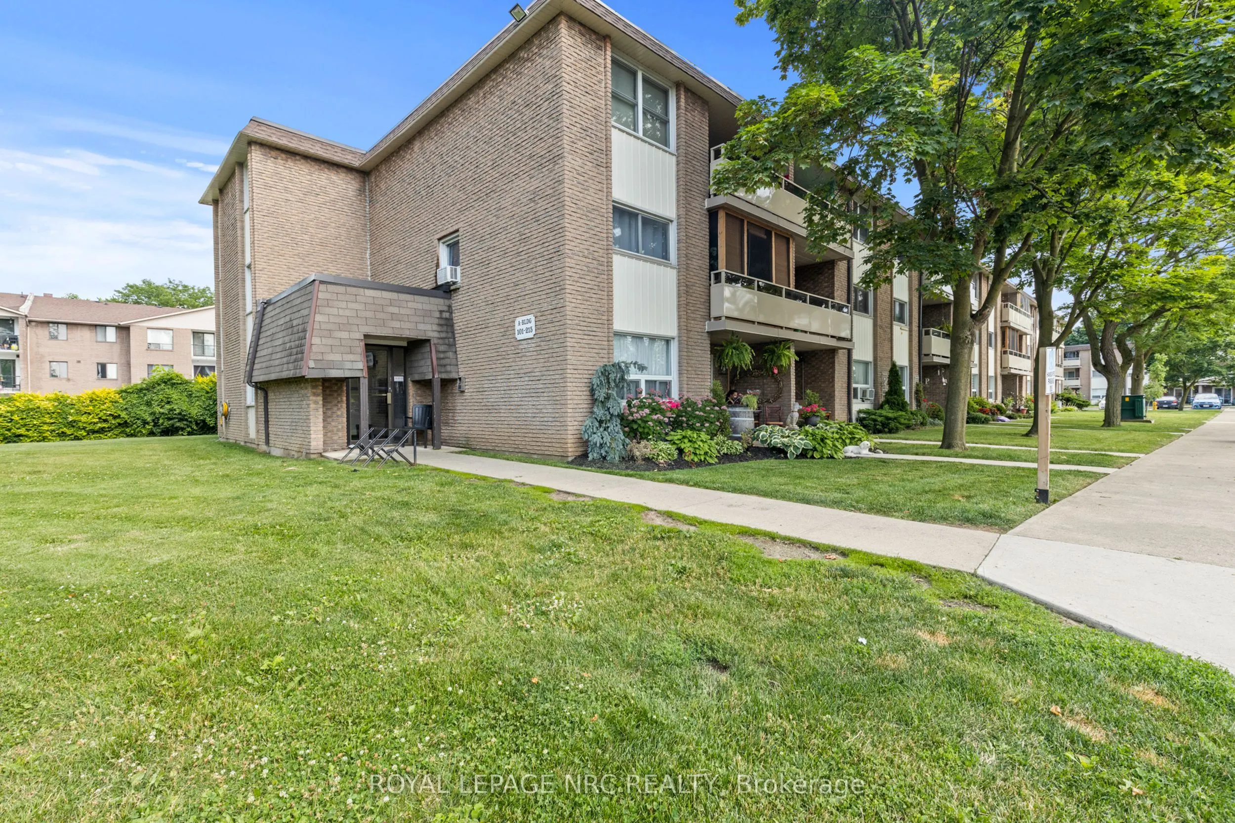 41 Rykert Street, #215