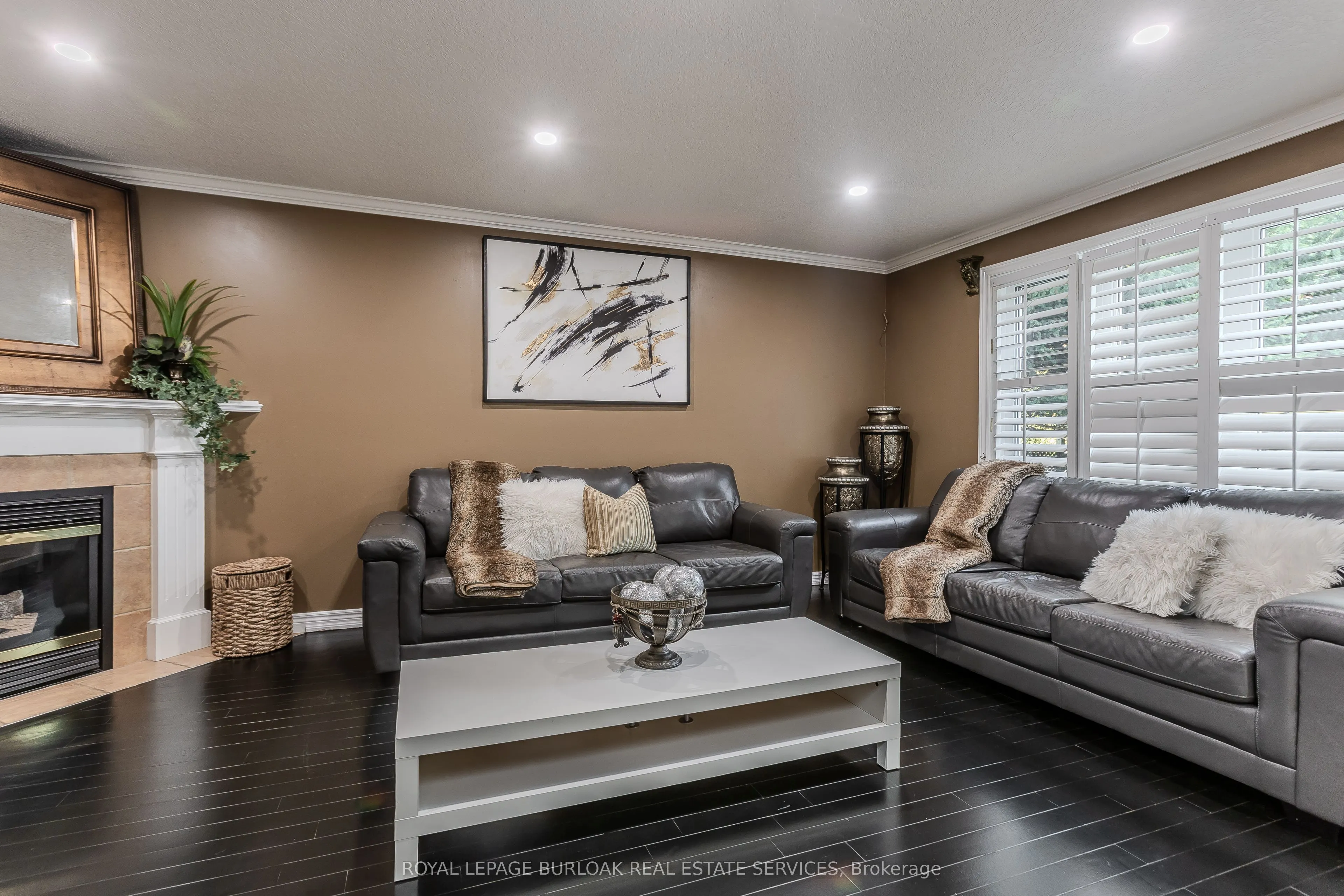 26 Grassyplain Drive