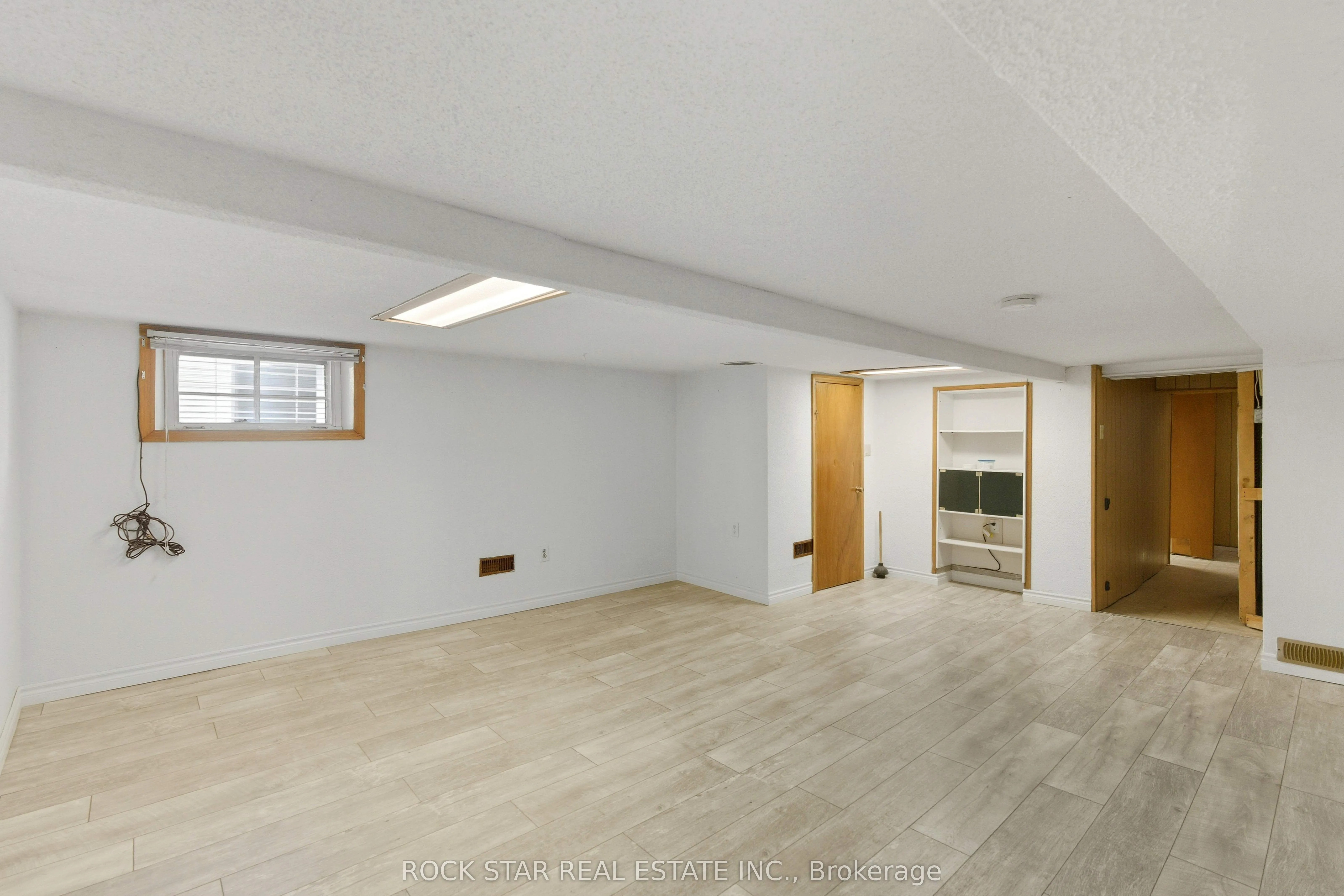 116 Robins Avenue