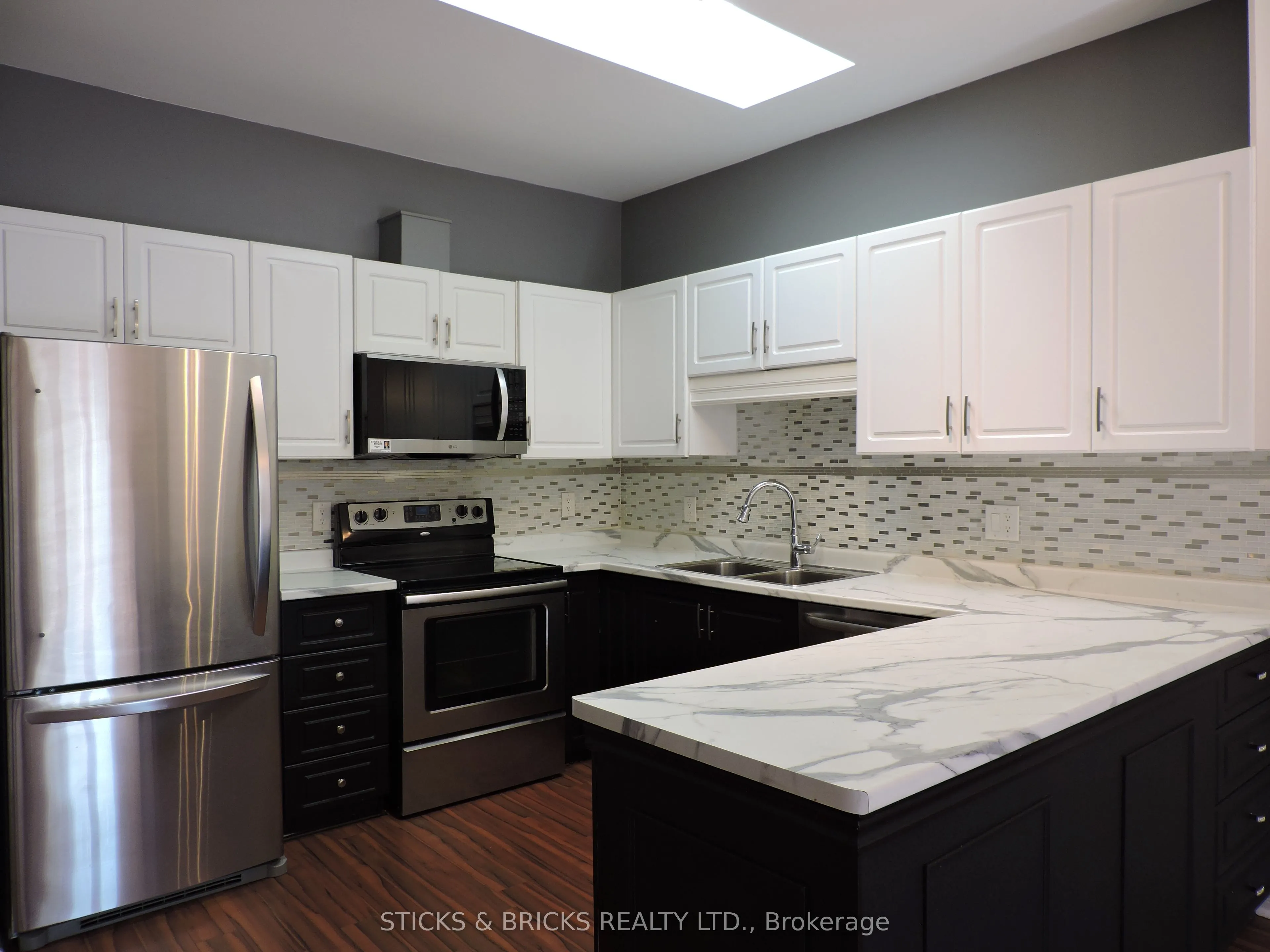 5070 Drummond Road, #27