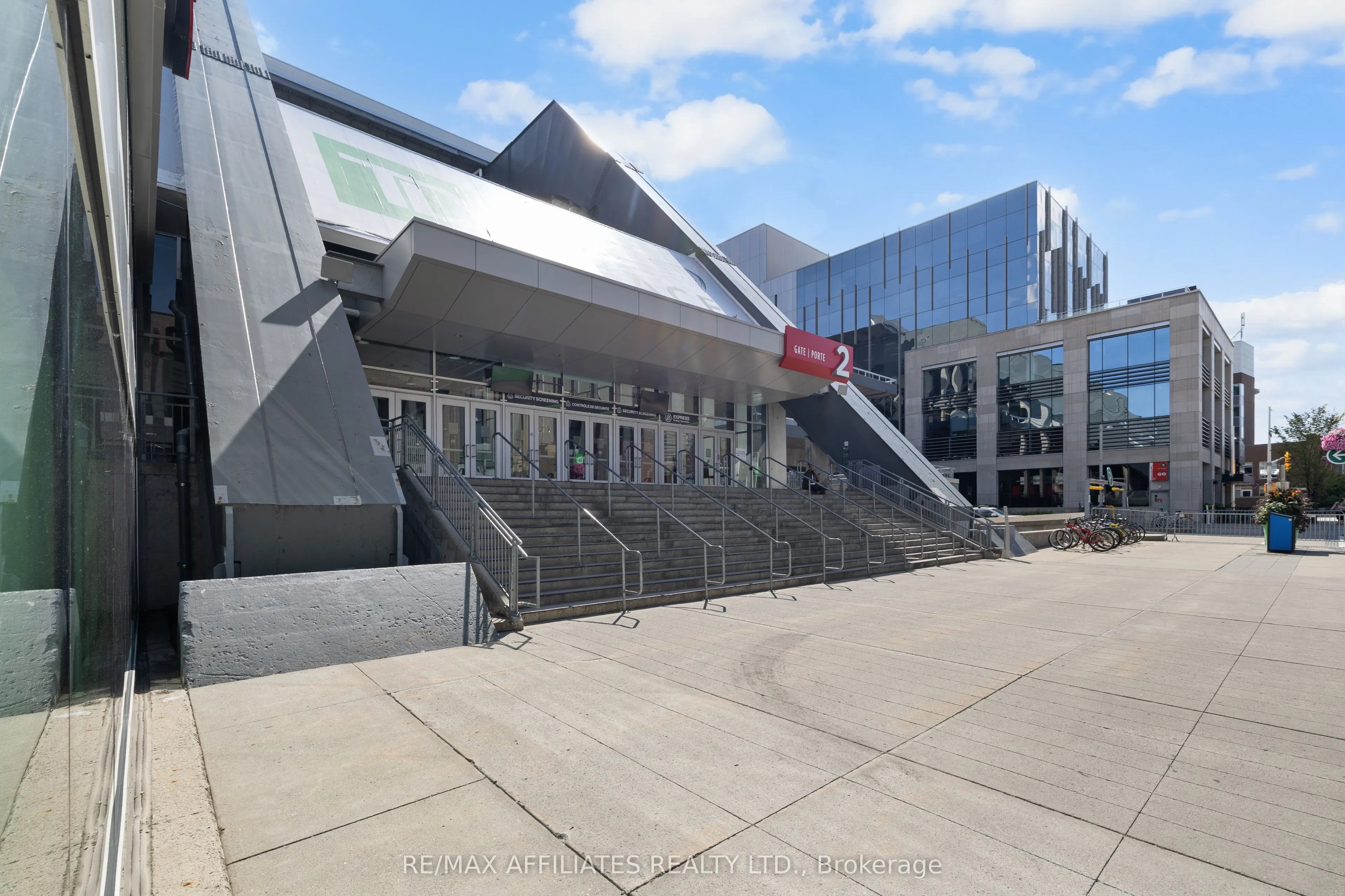 104 Holmwood Avenue, #4