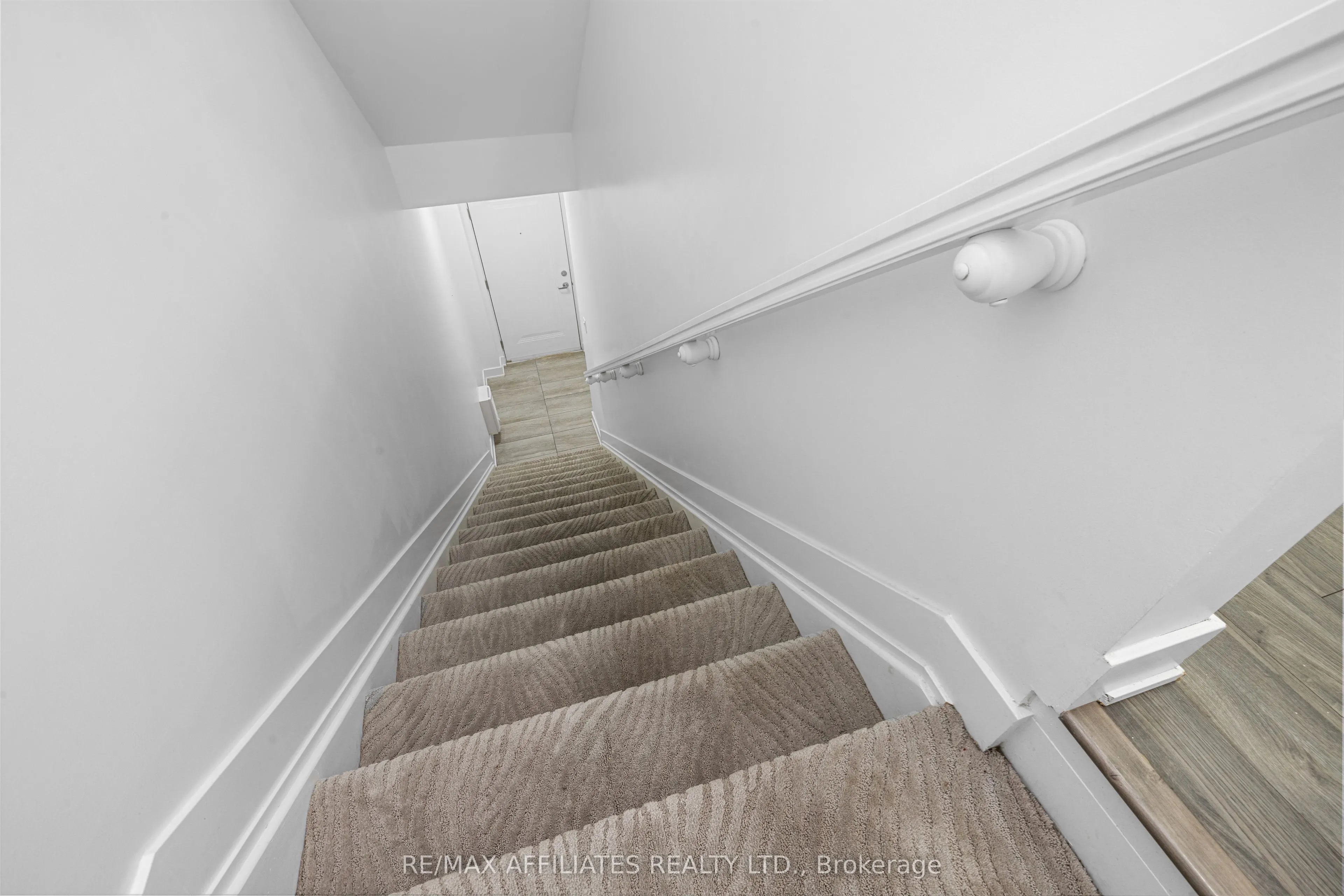 104 Holmwood Avenue, #4