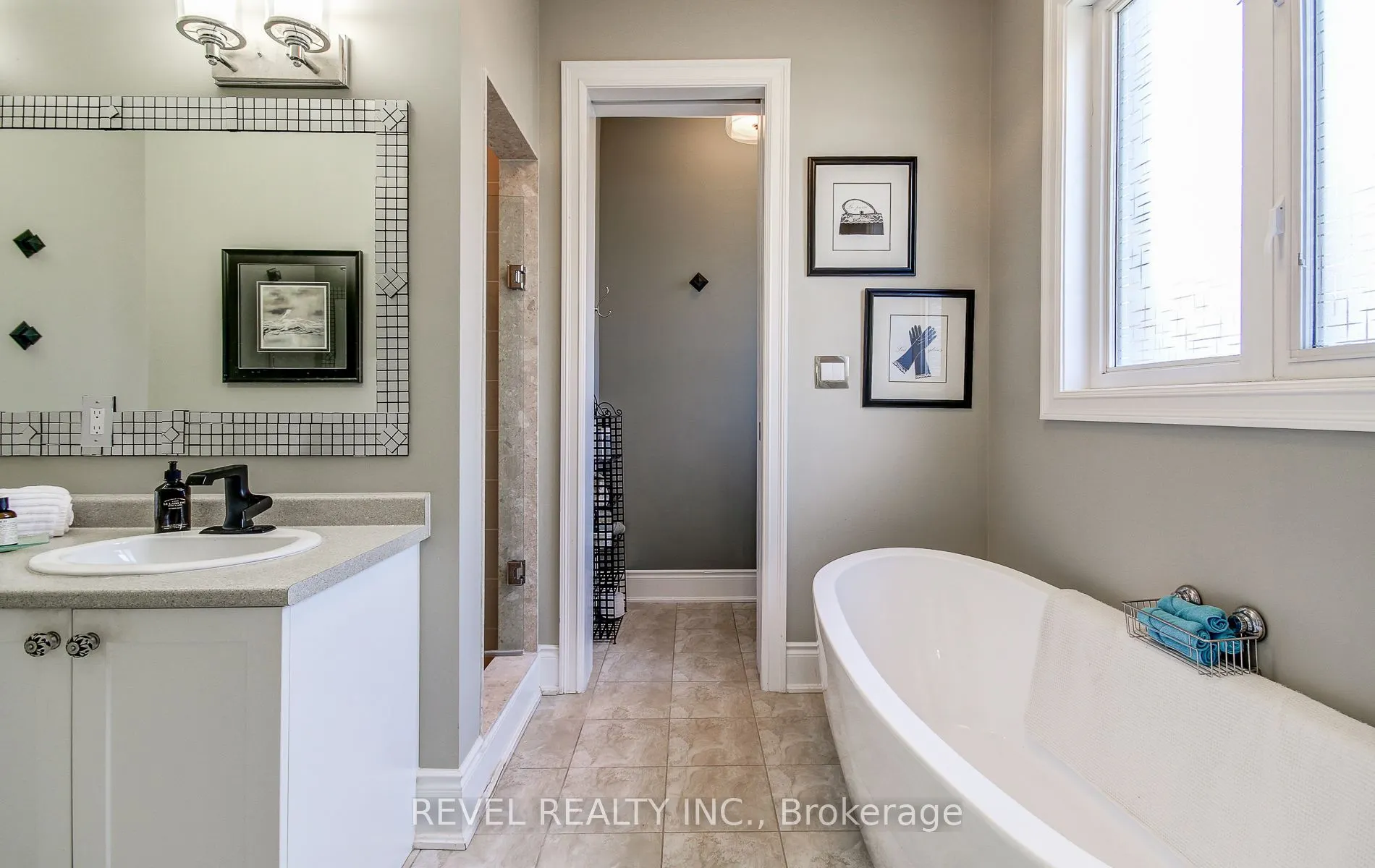 126 Aberfoyle Mill Crescent