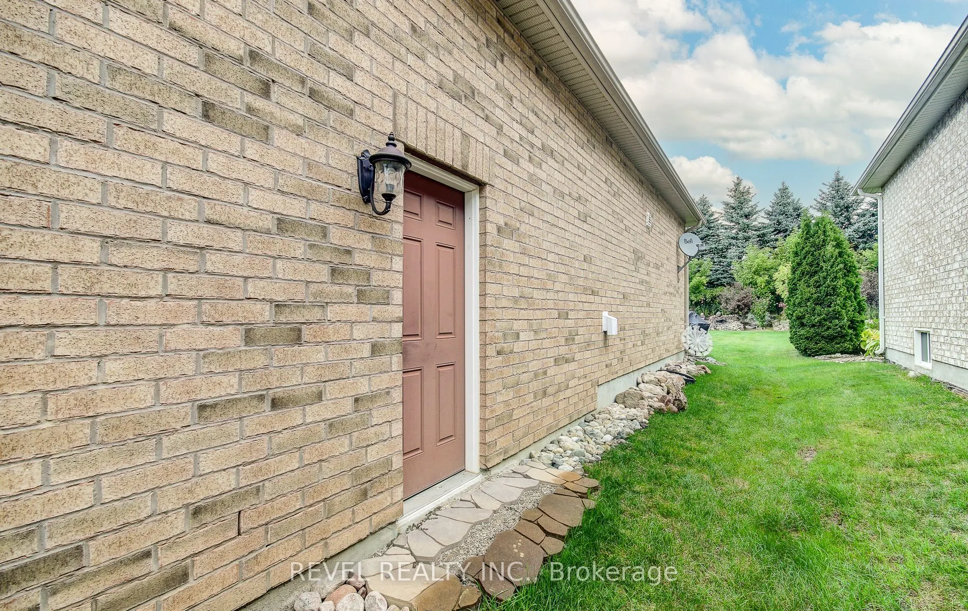 126 Aberfoyle Mill Crescent
