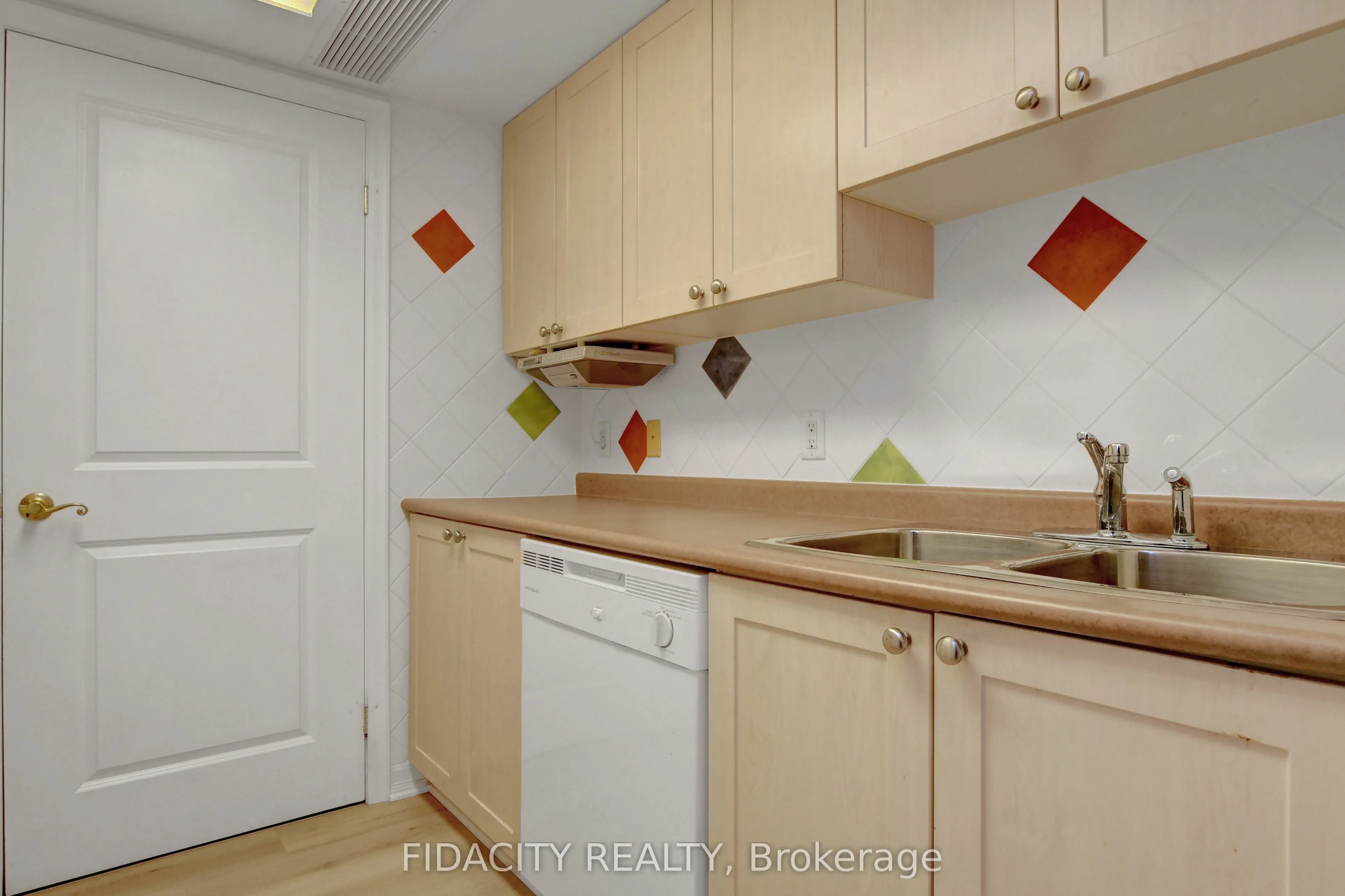 310 Central Park Drive, #6C