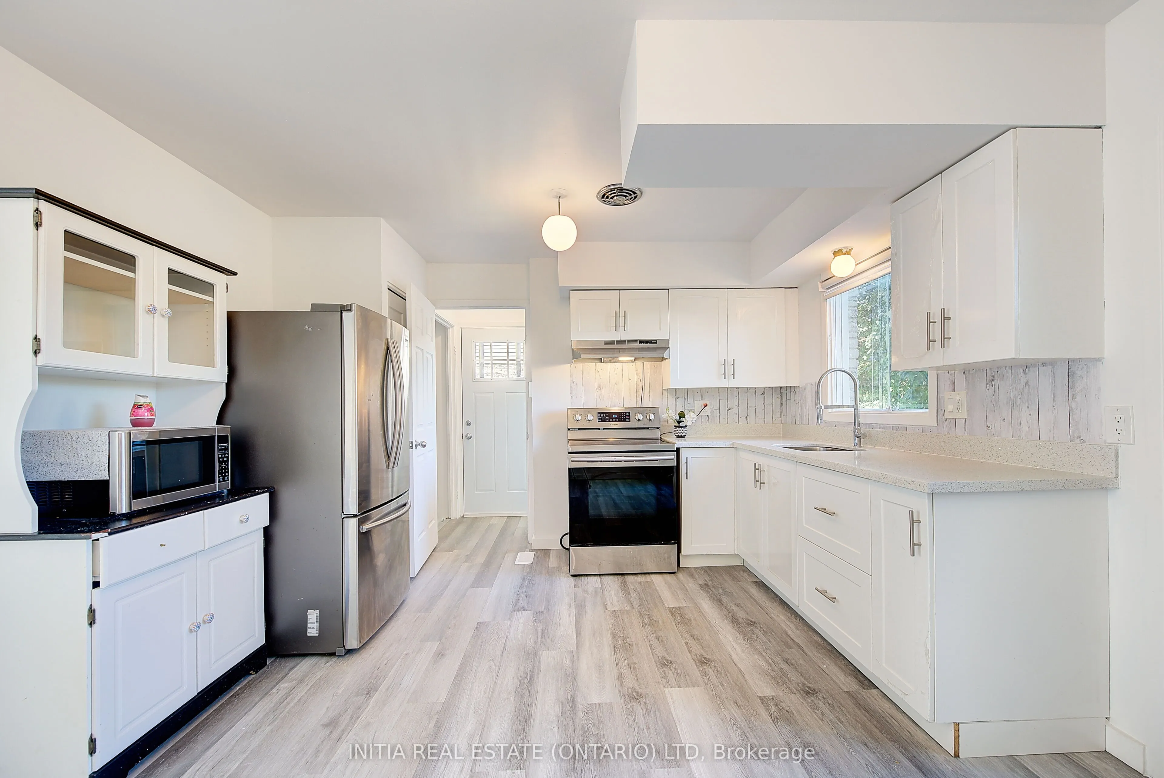 1407 Jalna Boulevard