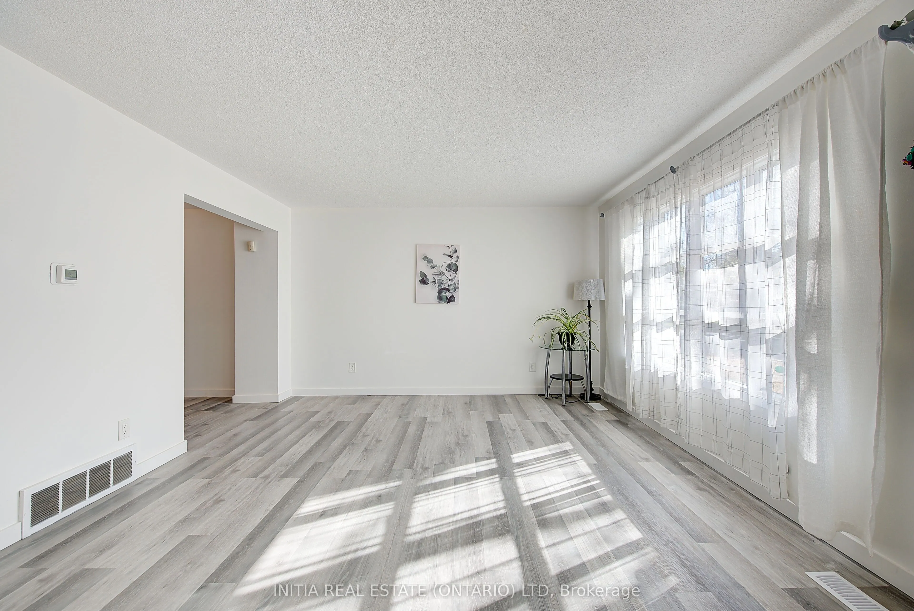1407 Jalna Boulevard