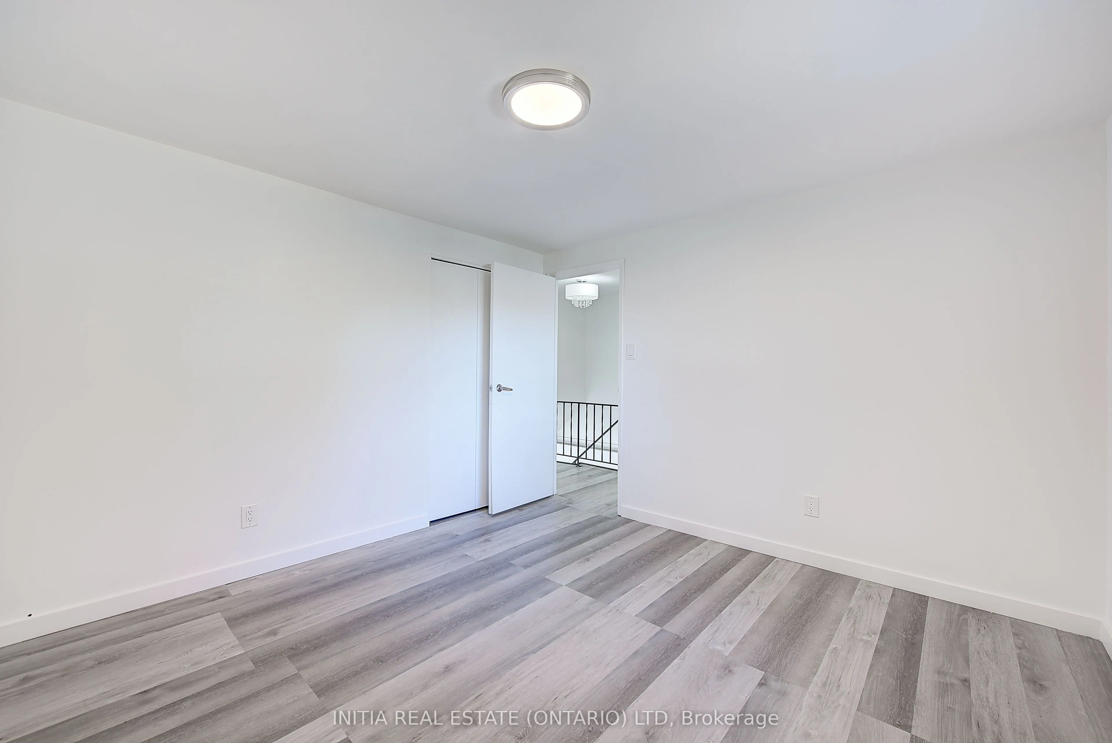1407 Jalna Boulevard