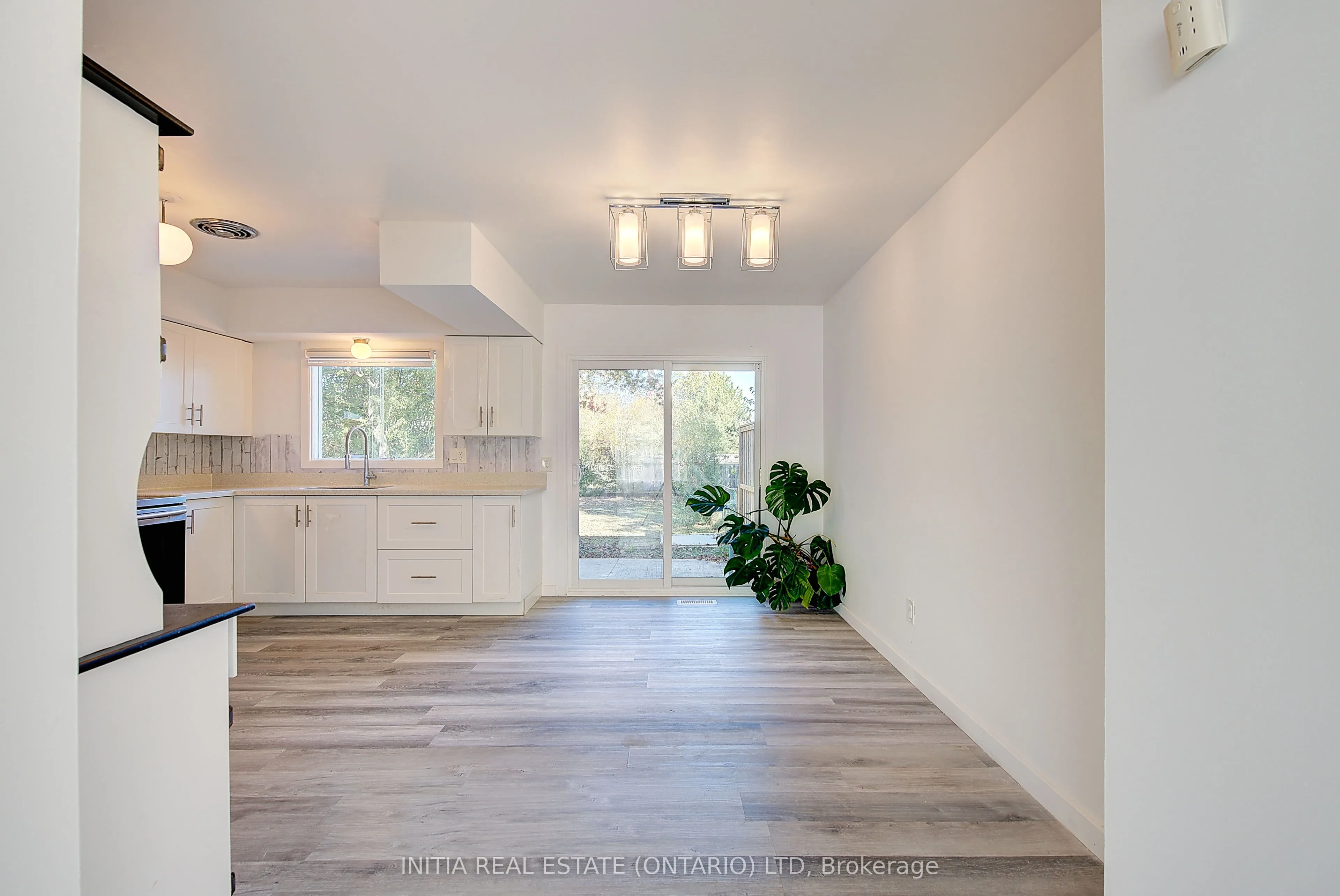 1407 Jalna Boulevard