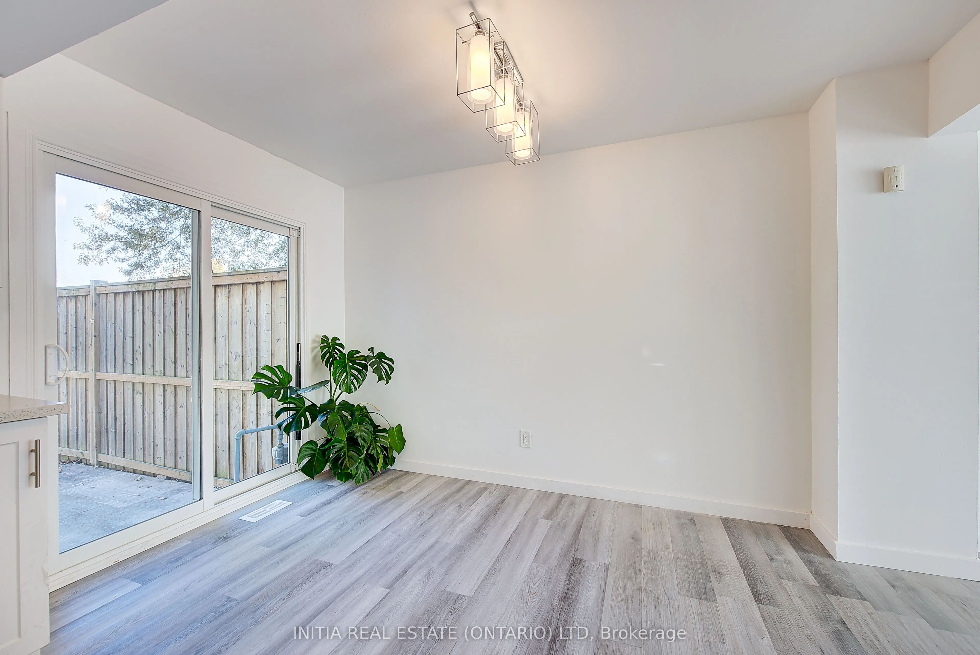 1407 Jalna Boulevard