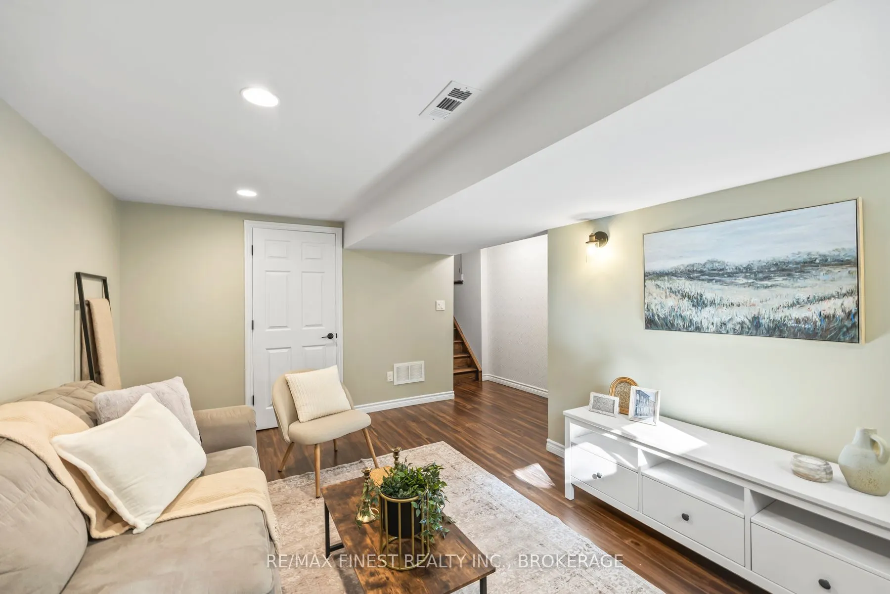9 Beagle Court