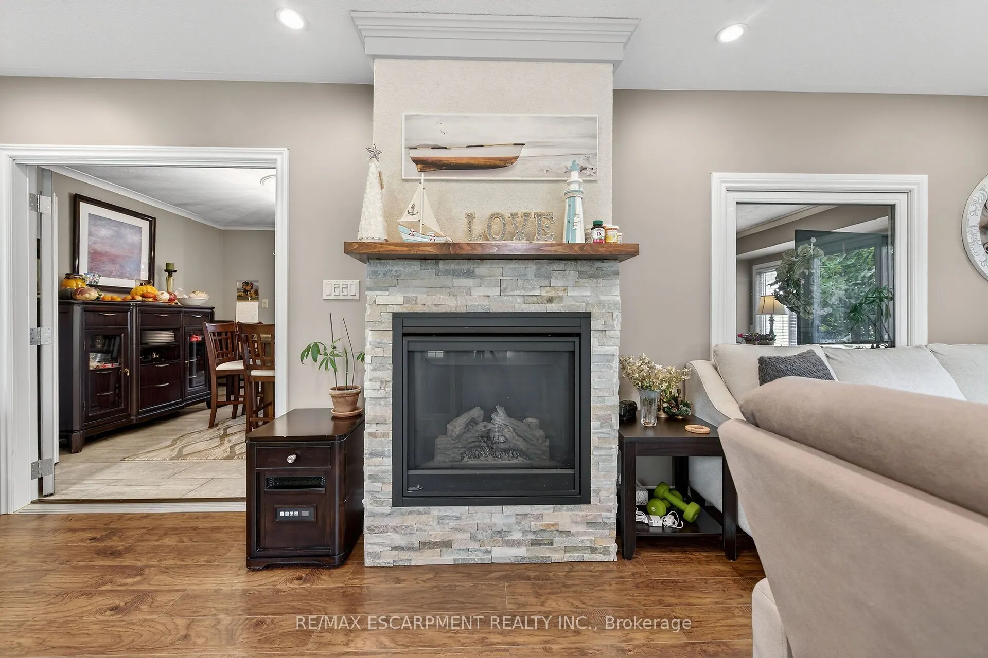 477 Lynden Road