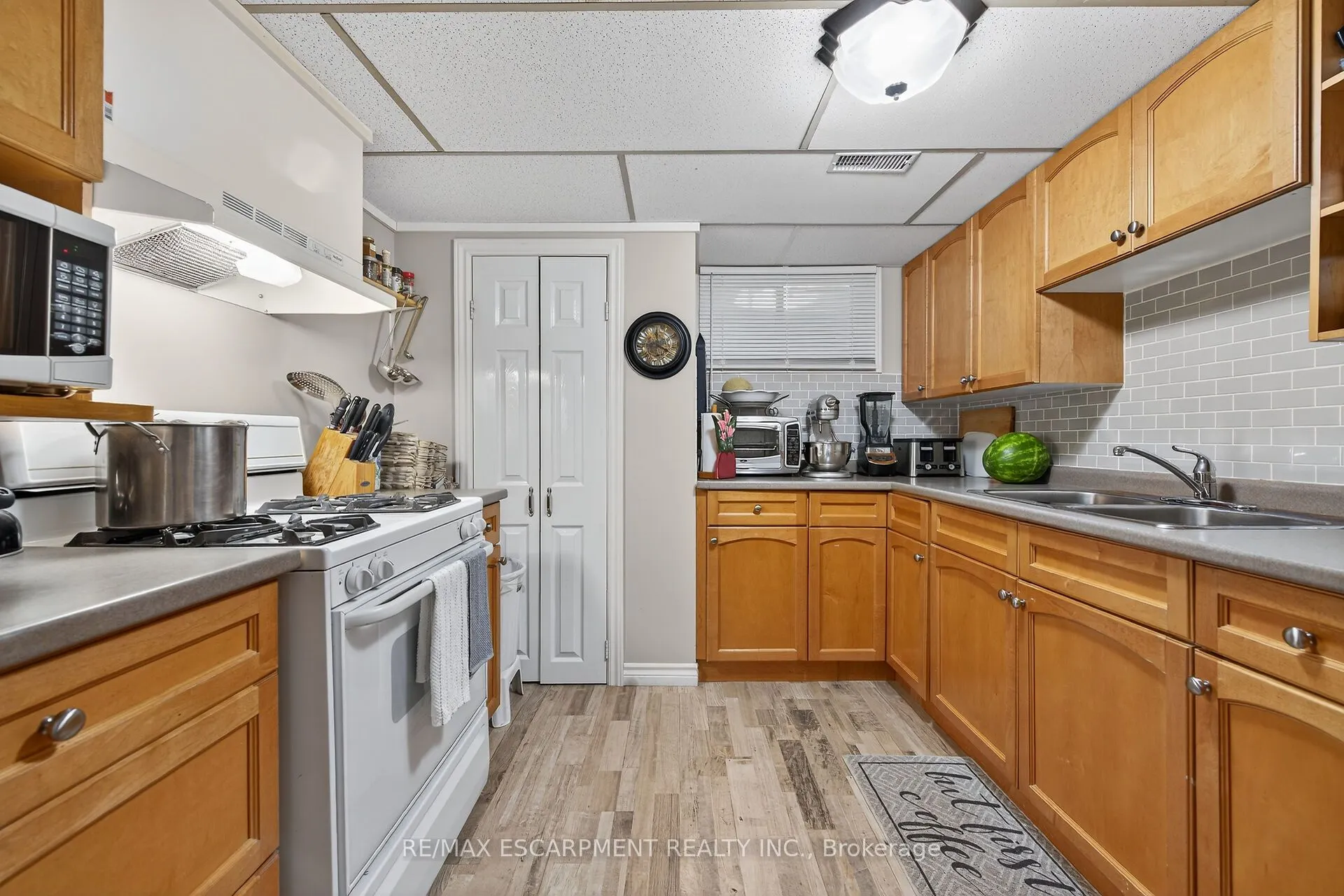 477 Lynden Road