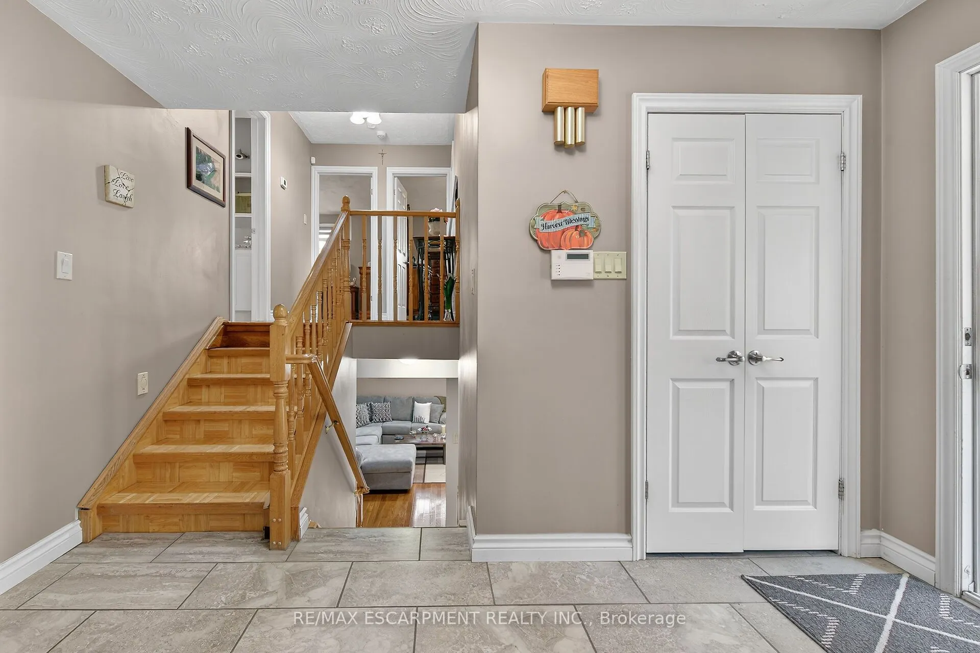 477 Lynden Road