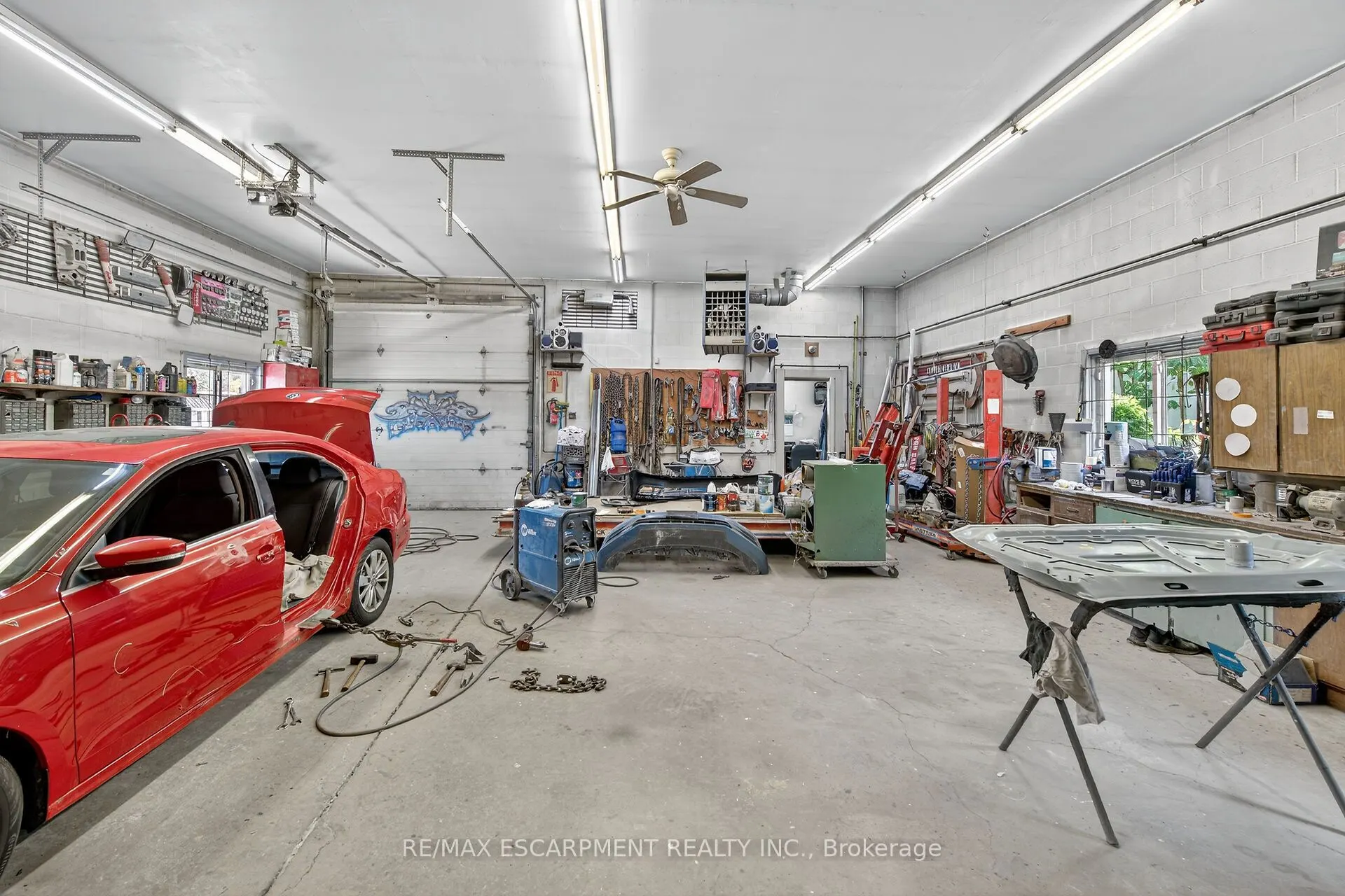477 Lynden Road