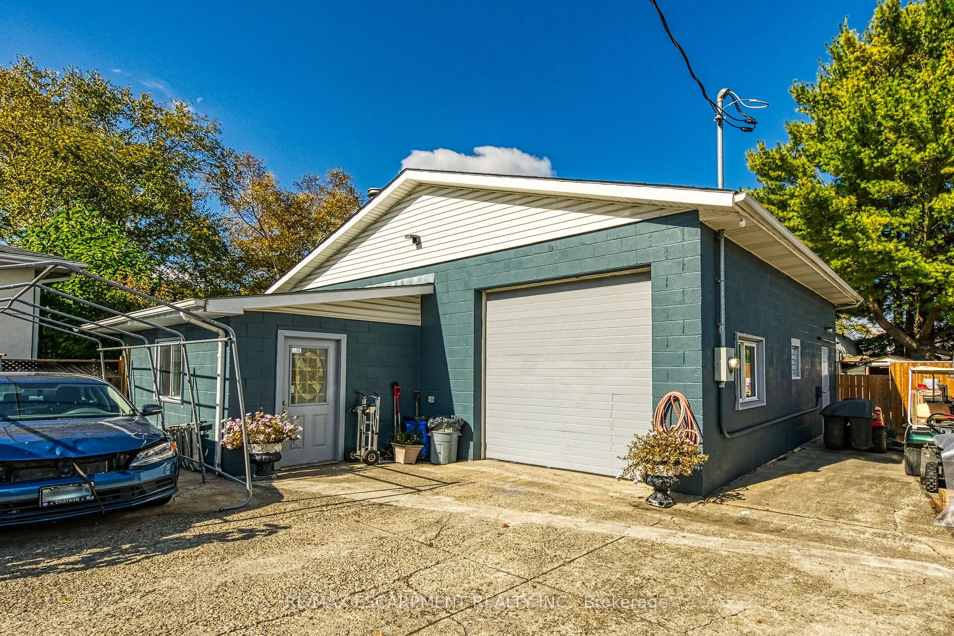 477 Lynden Road