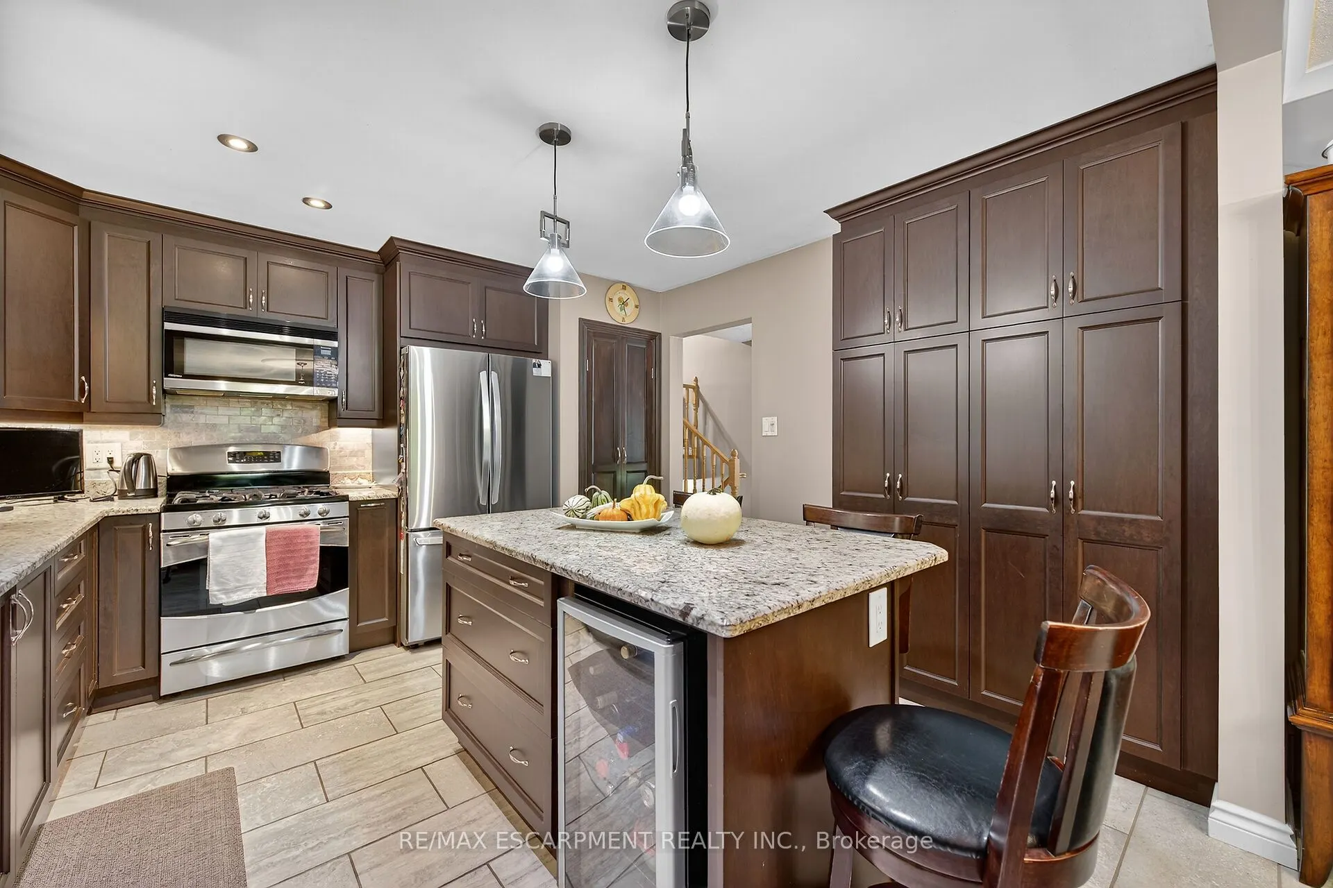 477 Lynden Road