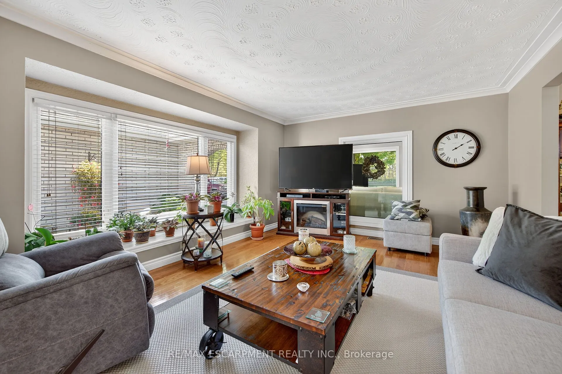 477 Lynden Road