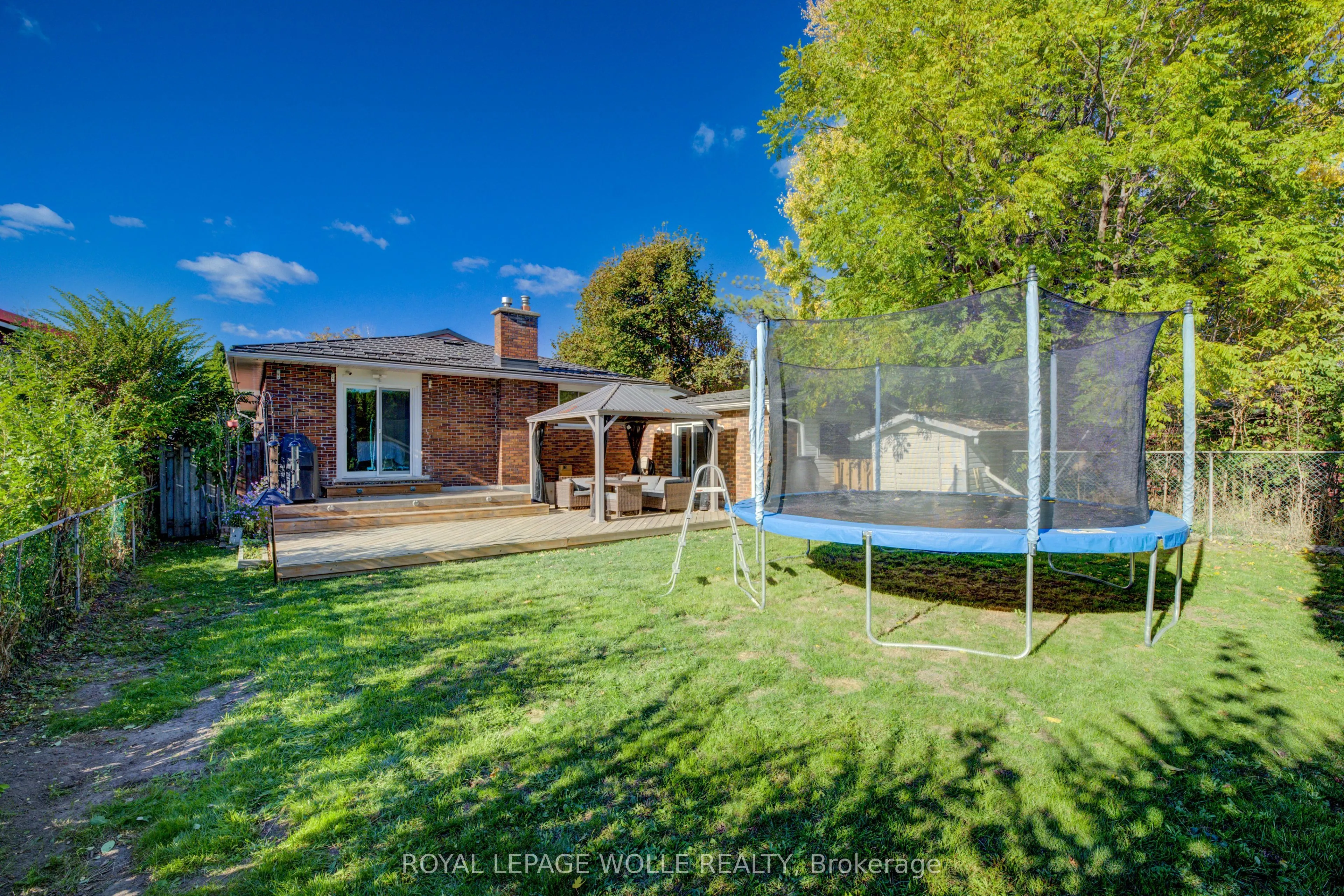 127 Jansen Avenue