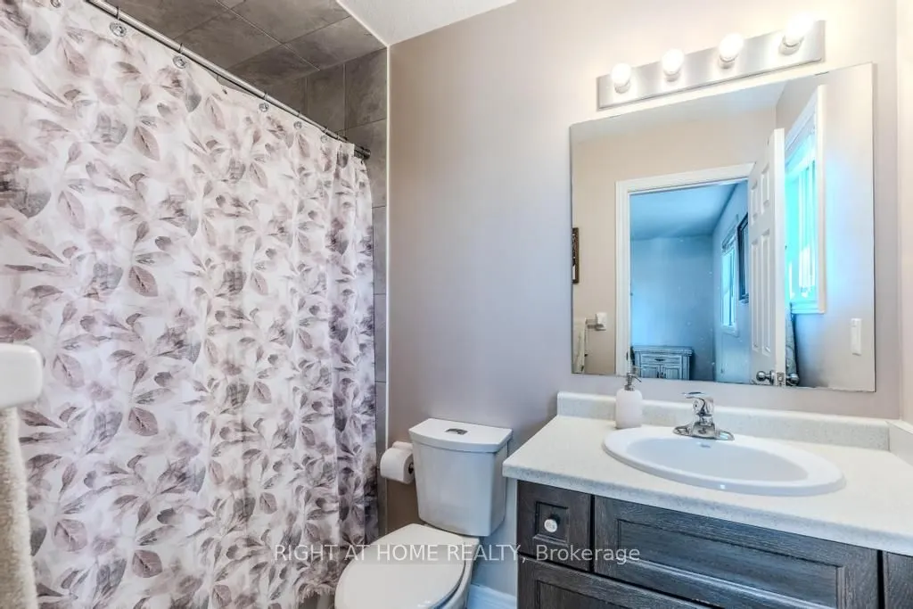 14 Amos Drive, #26