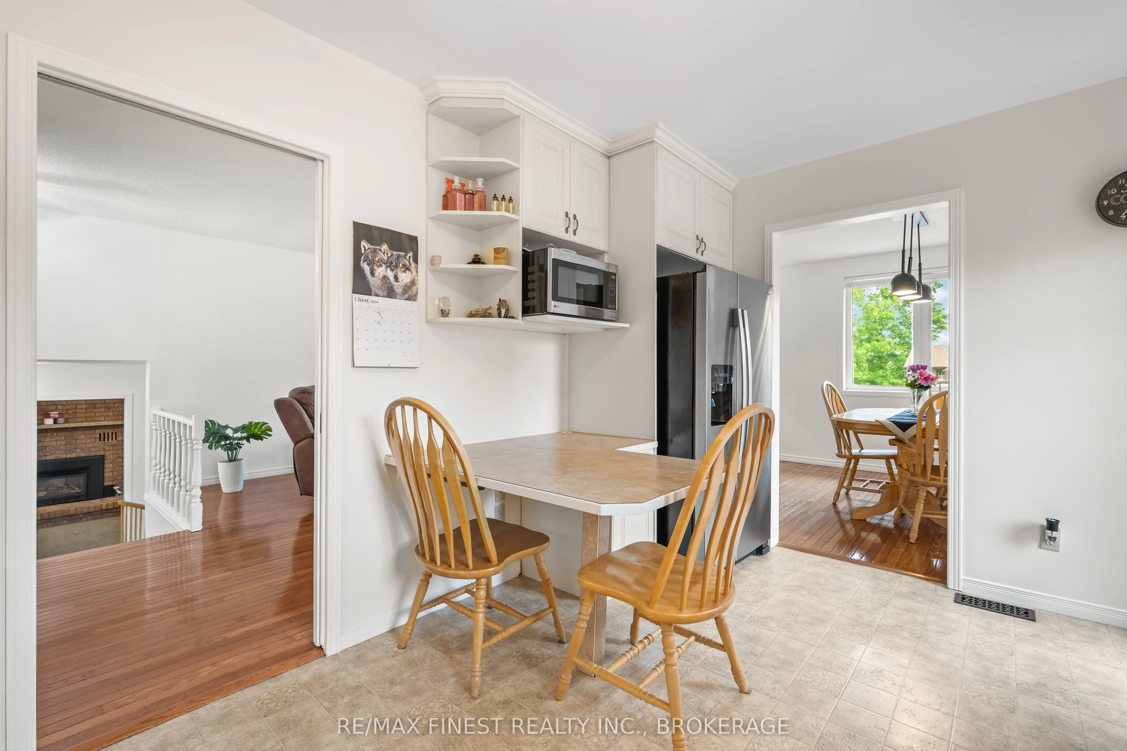 885 Purcell Crescent
