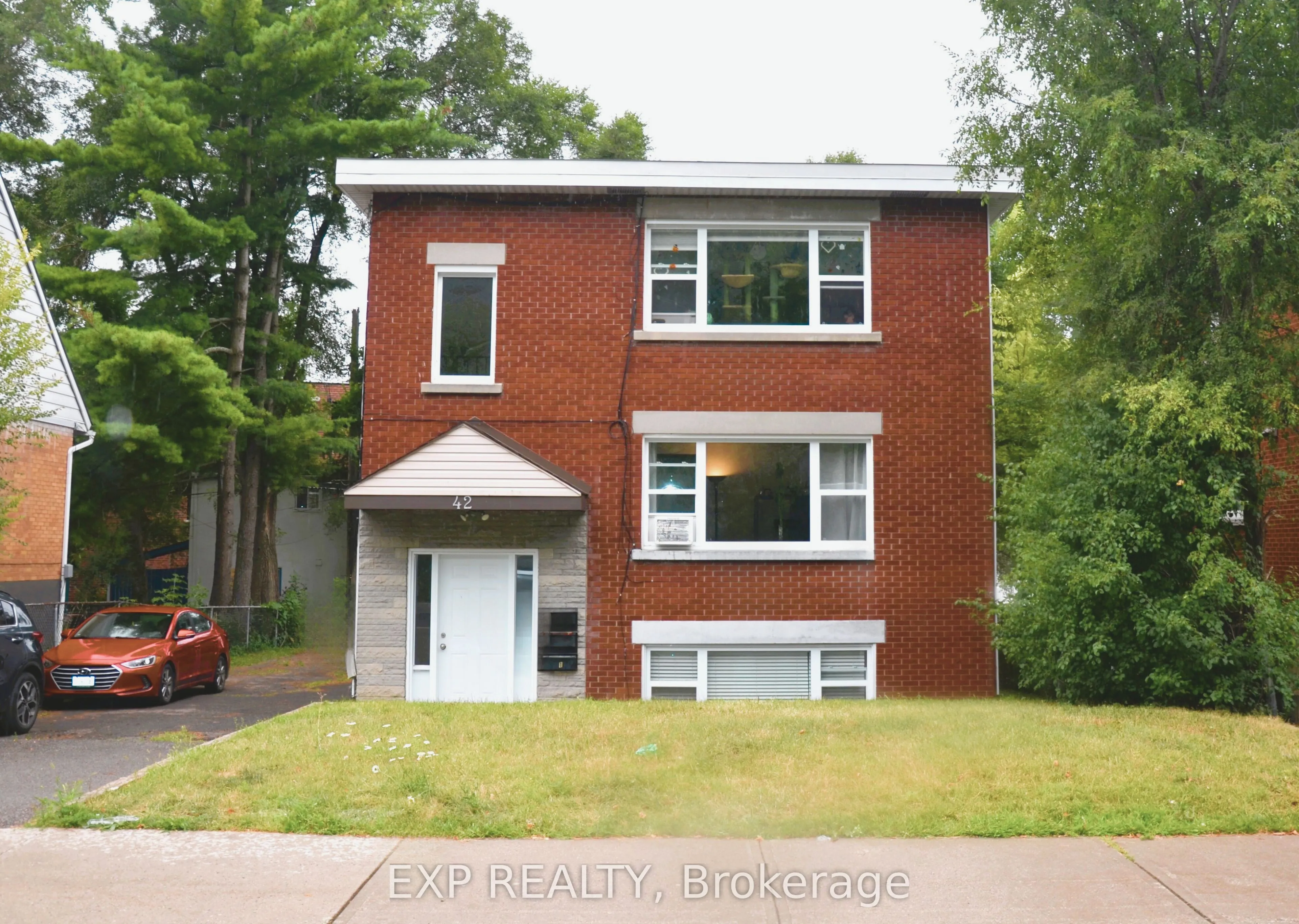 42 Lavergne Street, #1