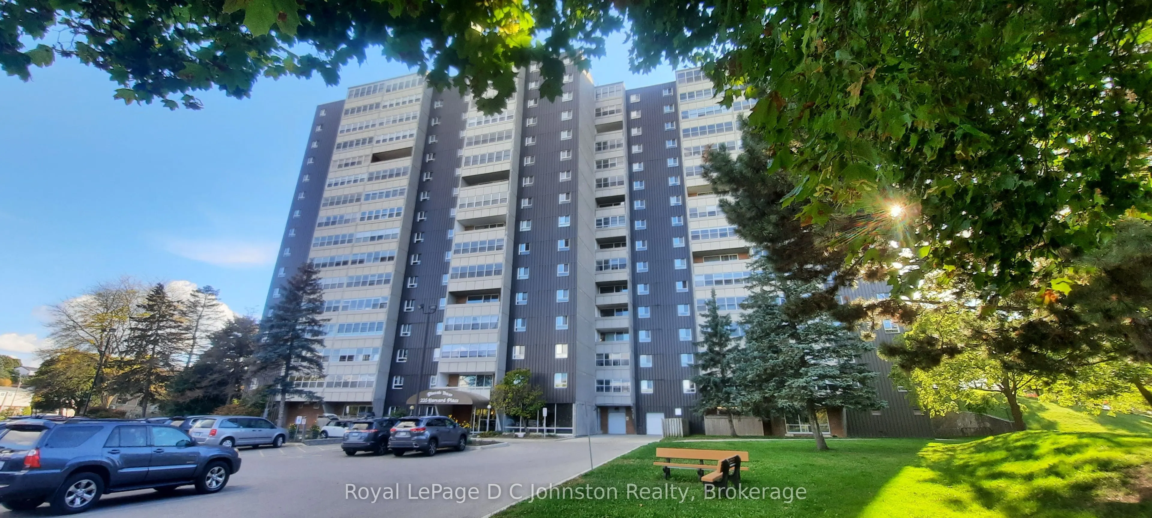 225 Harvard Place, #806