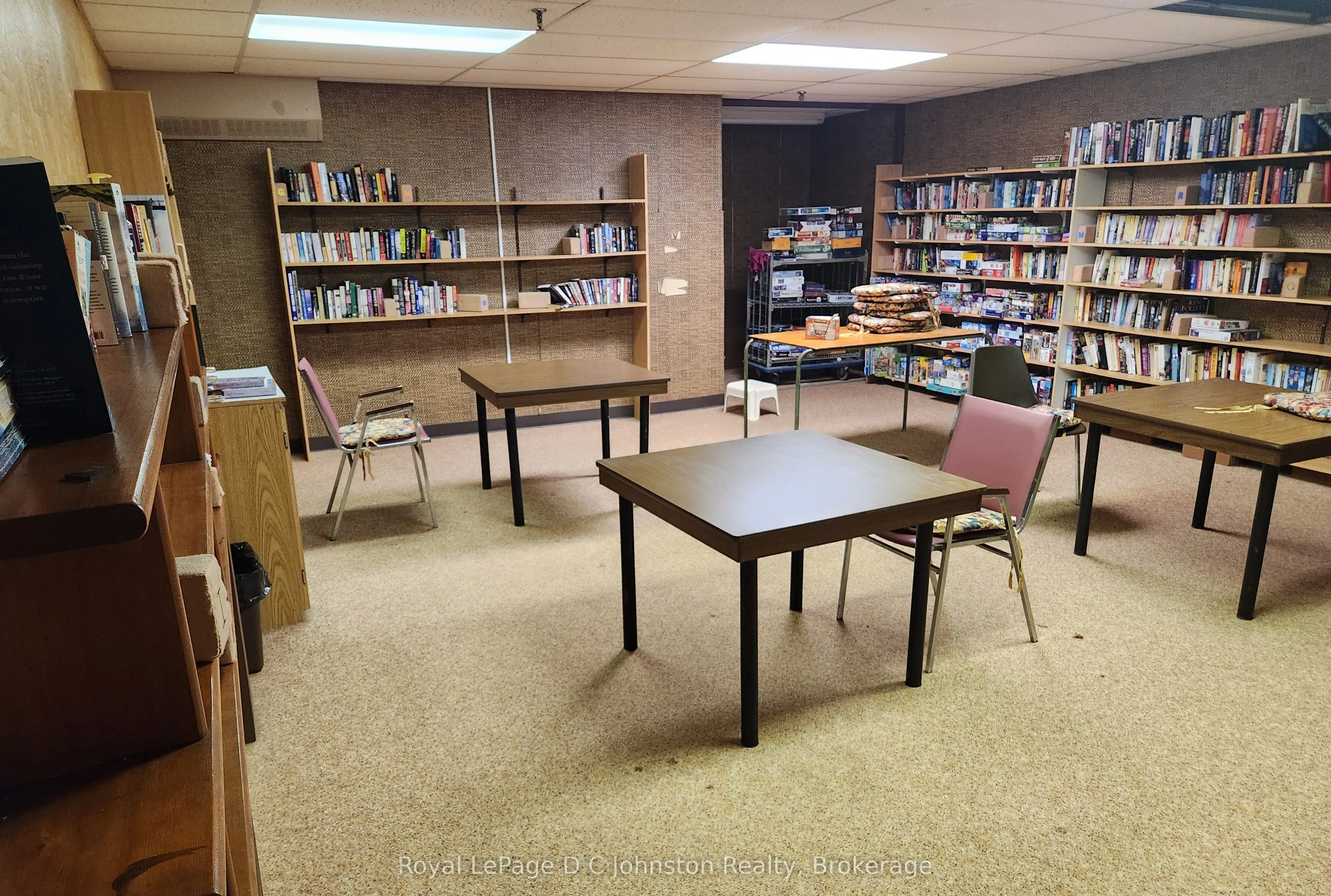 225 Harvard Place, #806