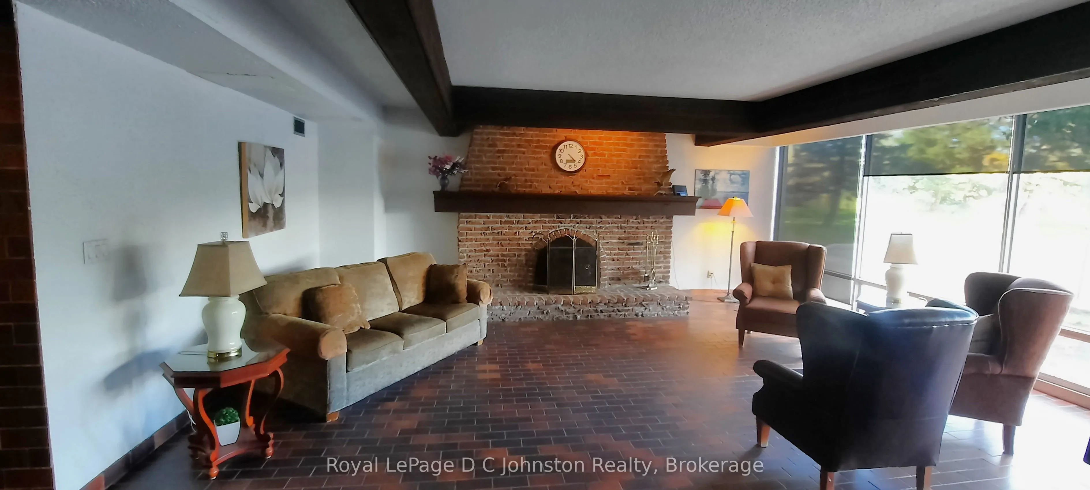 225 Harvard Place, #806