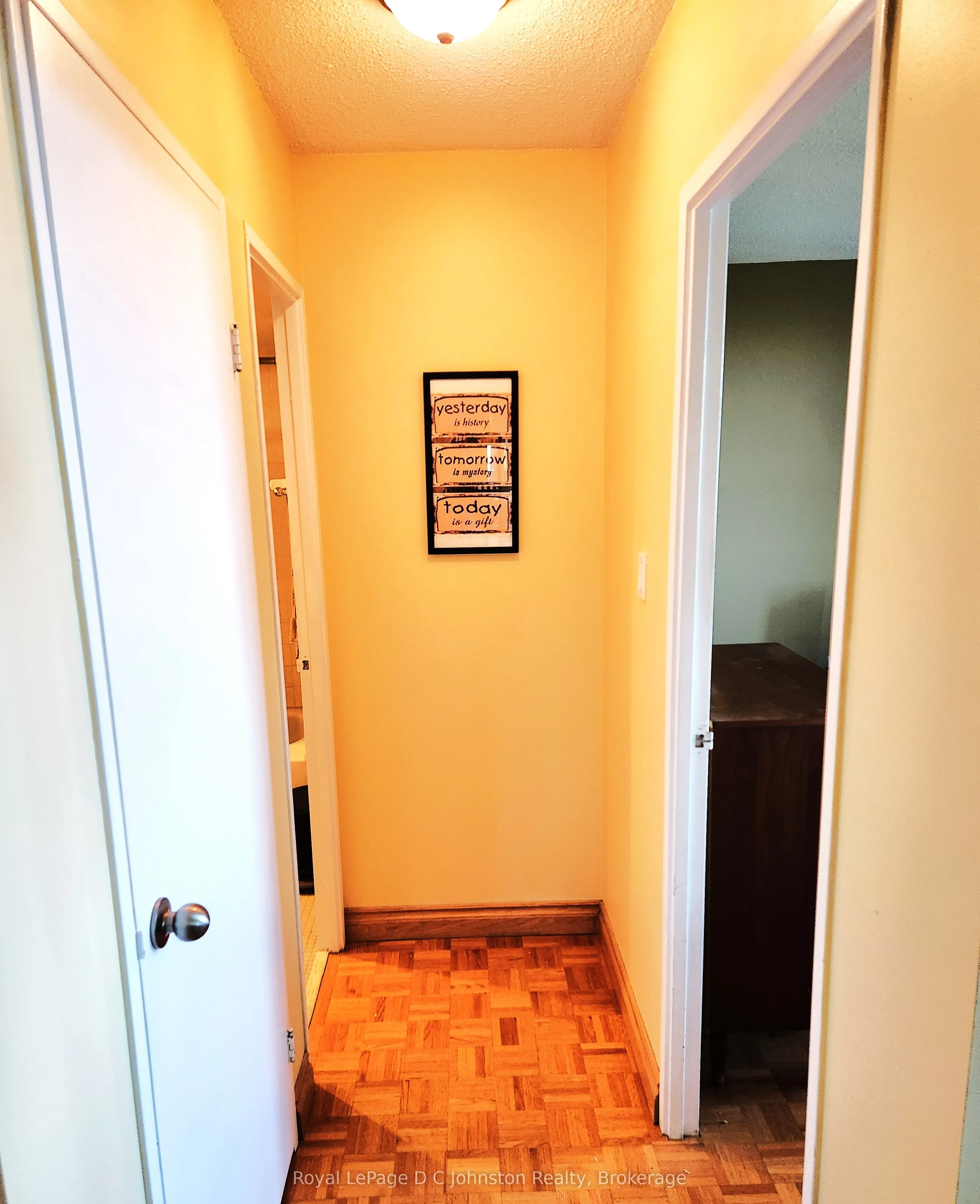 225 Harvard Place, #806