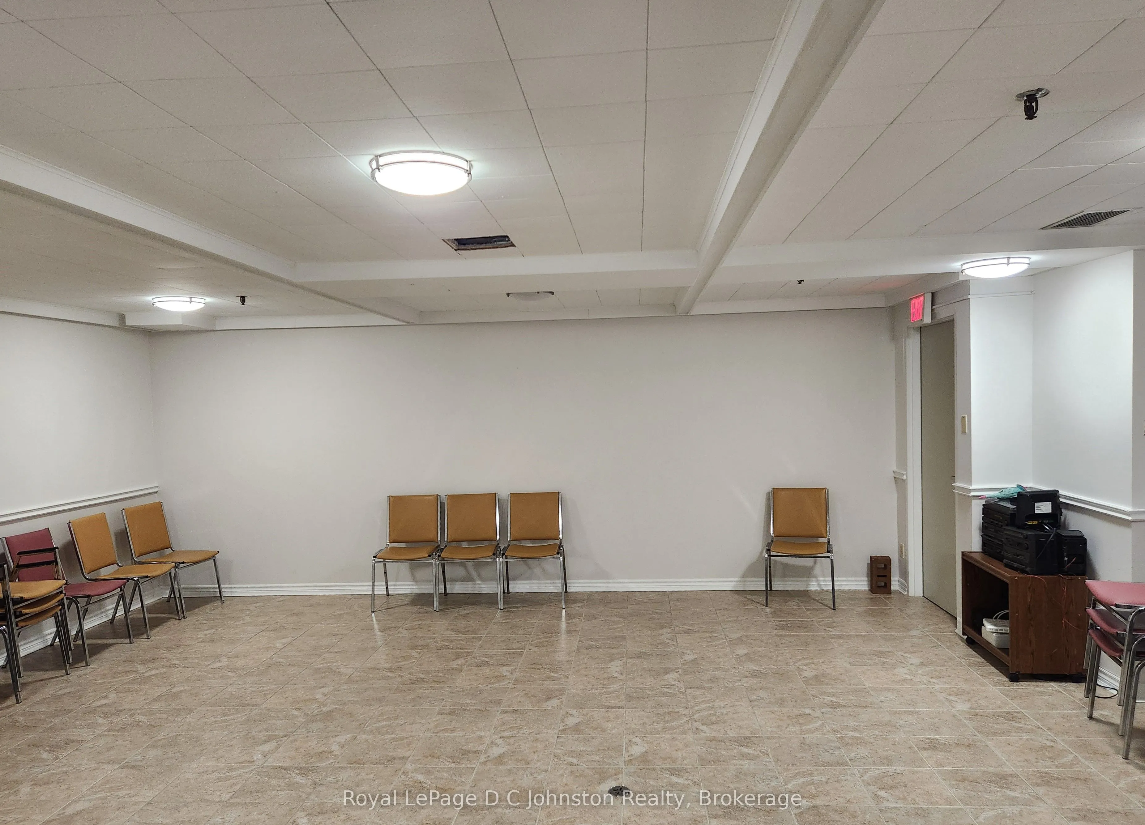 225 Harvard Place, #806