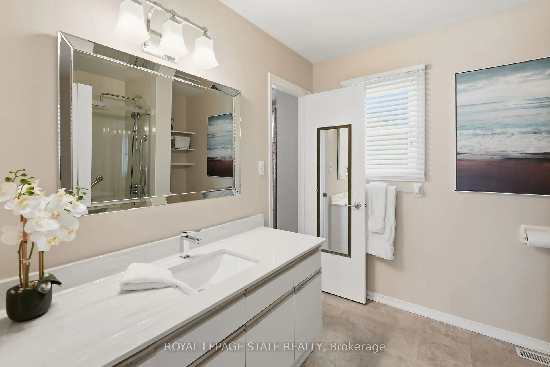 55 Kerman Avenue, #9