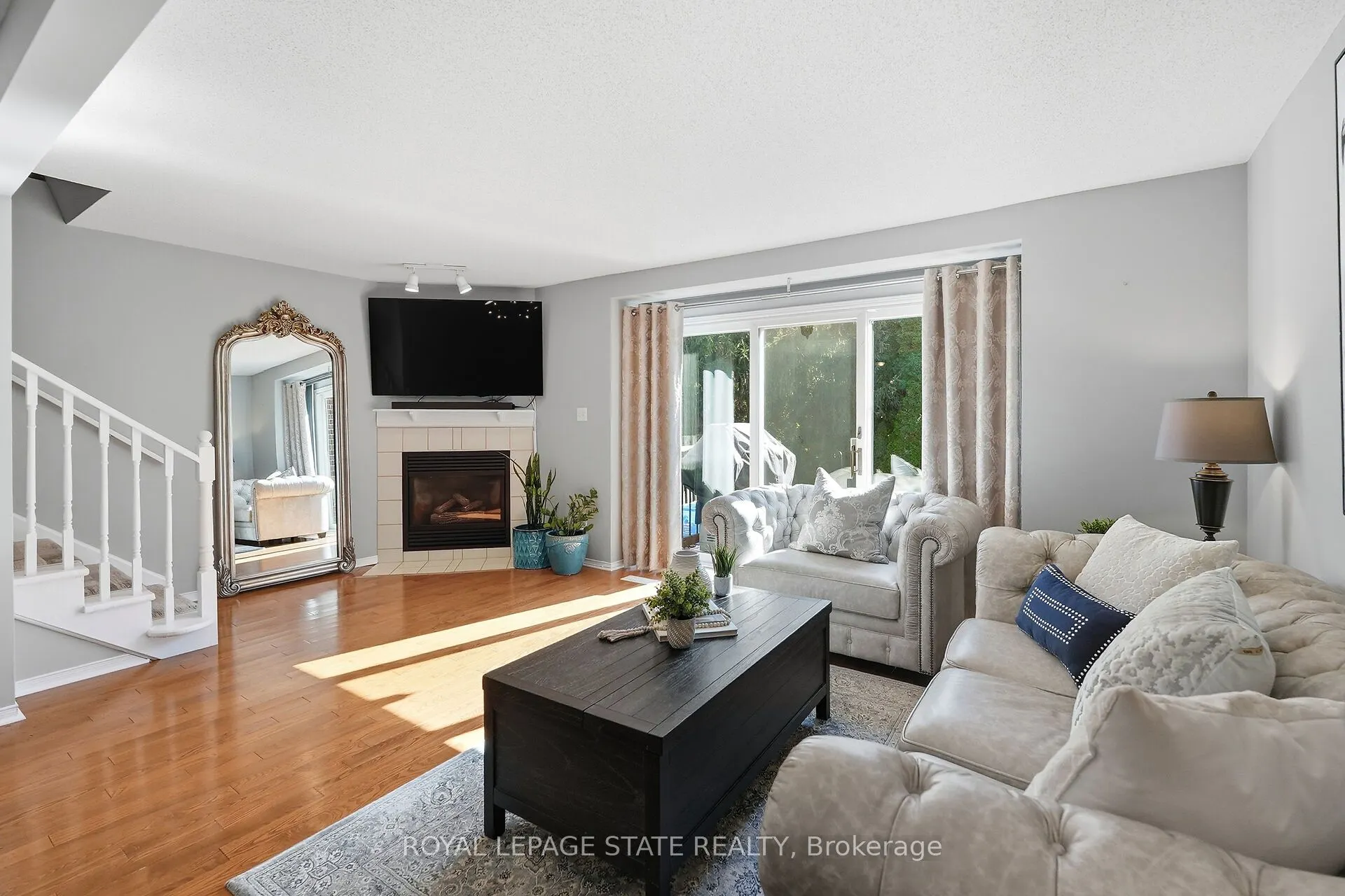 55 Kerman Avenue, #9
