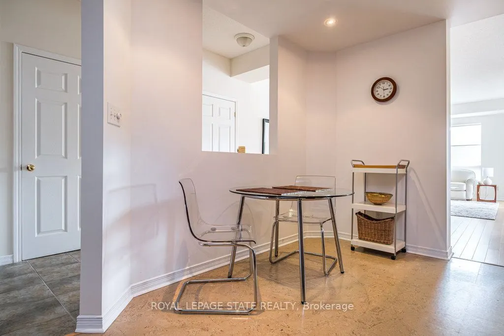 4000 Creekside Drive, #401