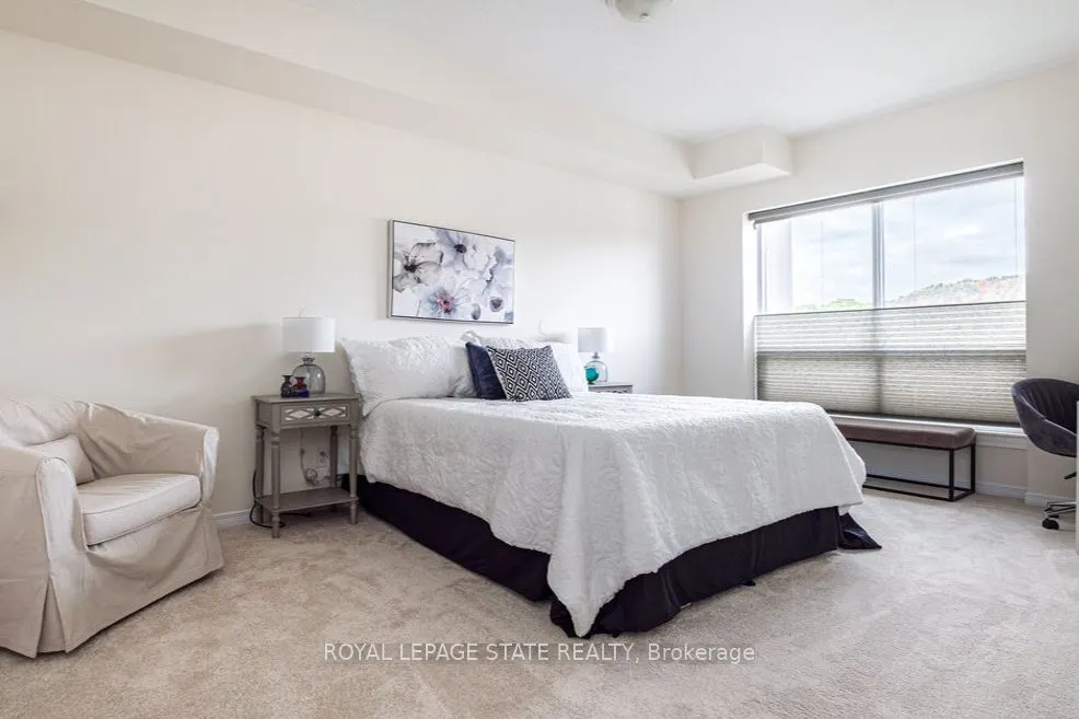 4000 Creekside Drive, #401
