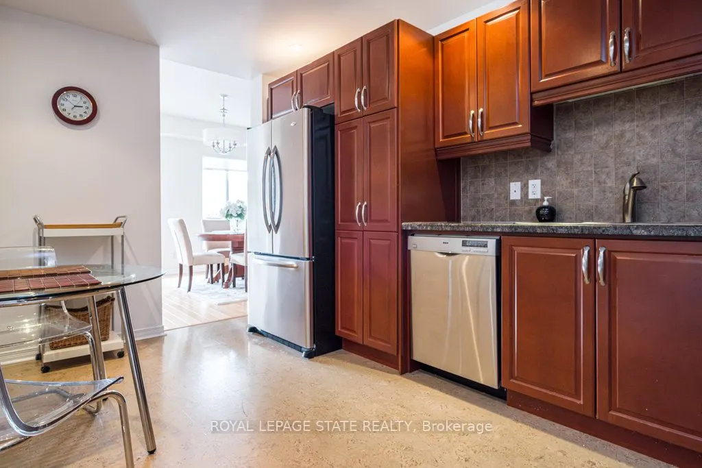 4000 Creekside Drive, #401