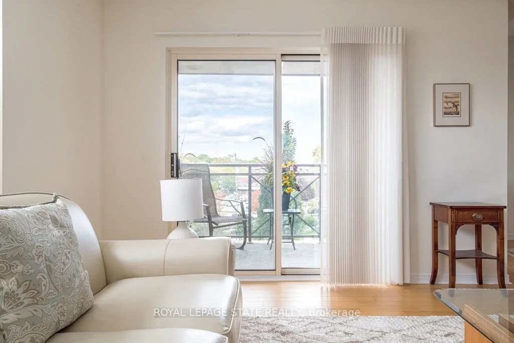 4000 Creekside Drive, #401