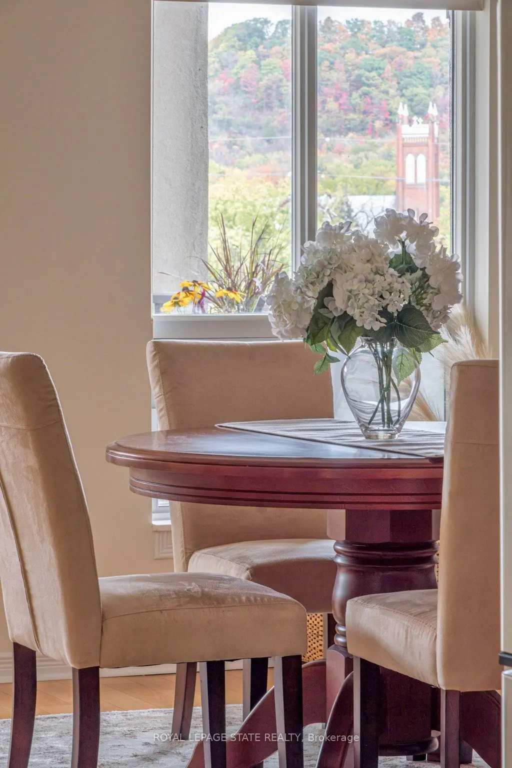 4000 Creekside Drive, #401