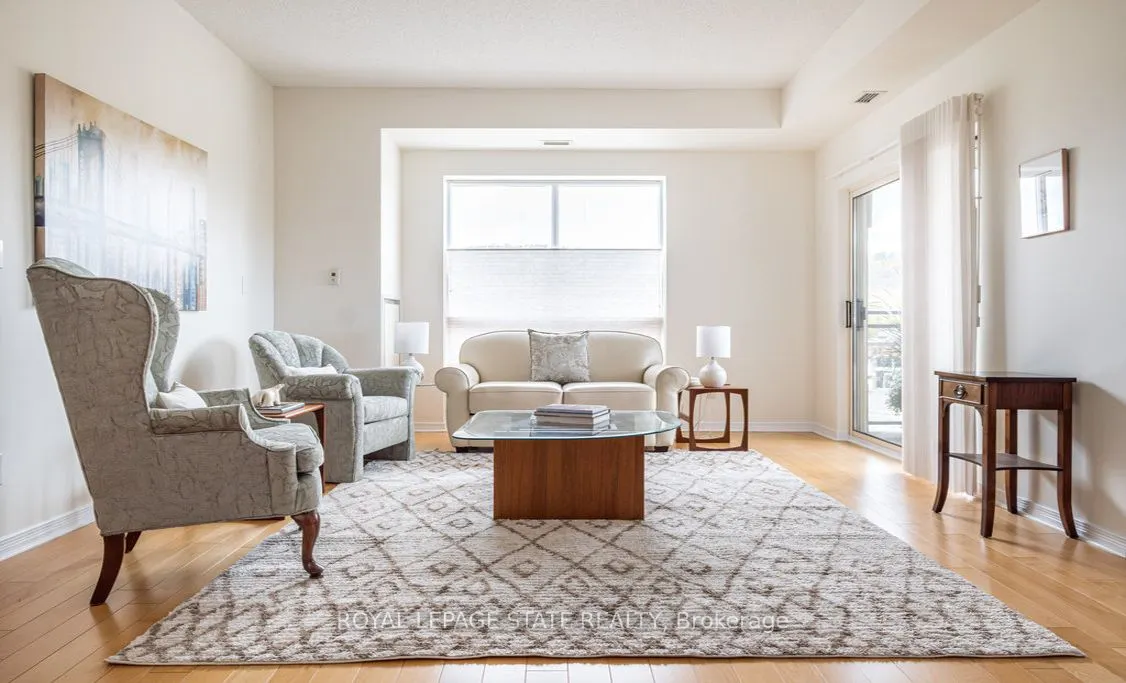4000 Creekside Drive, #401