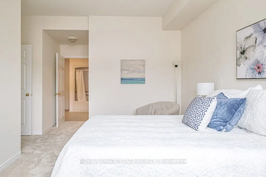 4000 Creekside Drive, #401